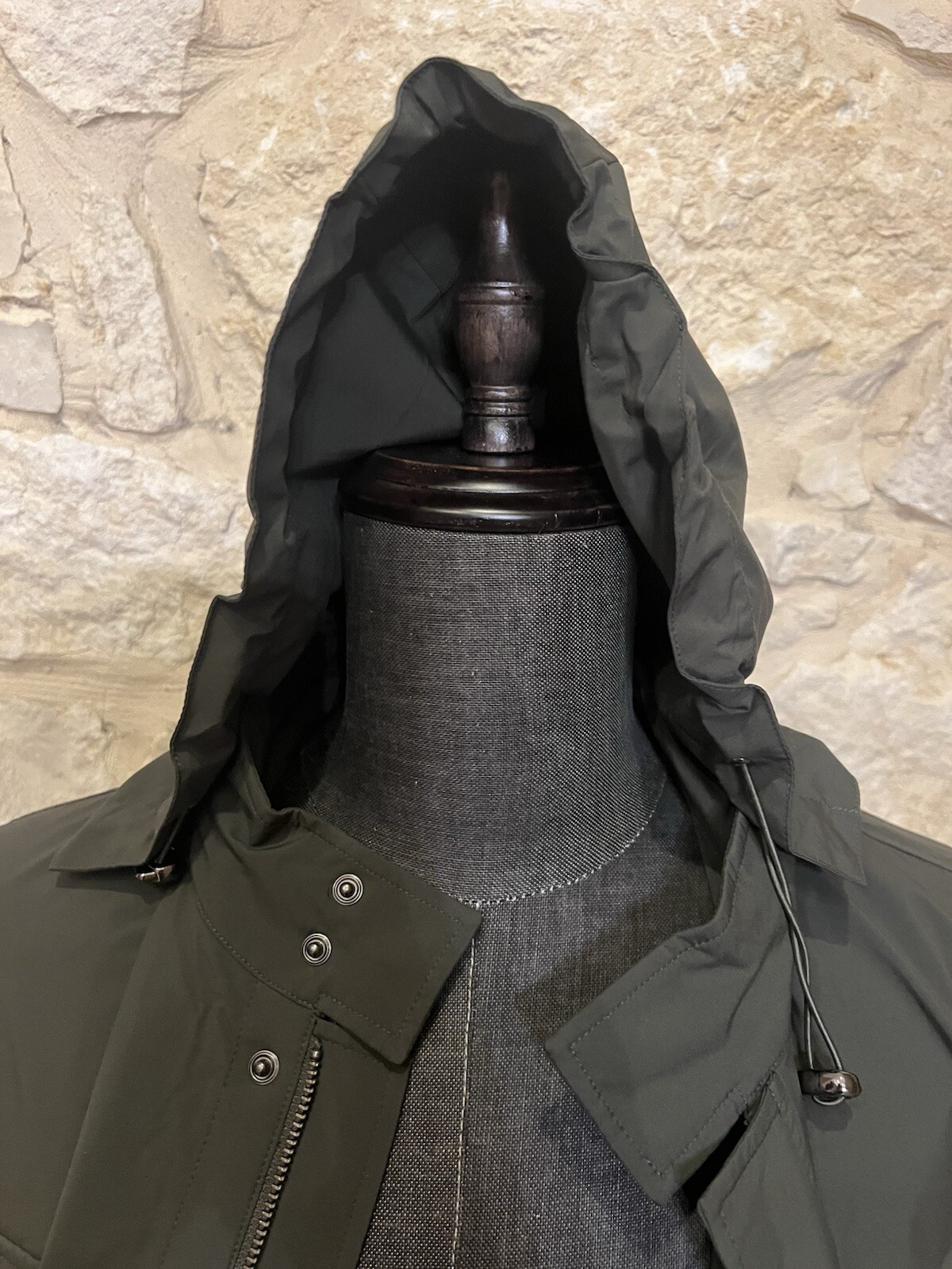 Peter Millar Jacket Windbreaker NWT $895 Large loaded Men's green in color