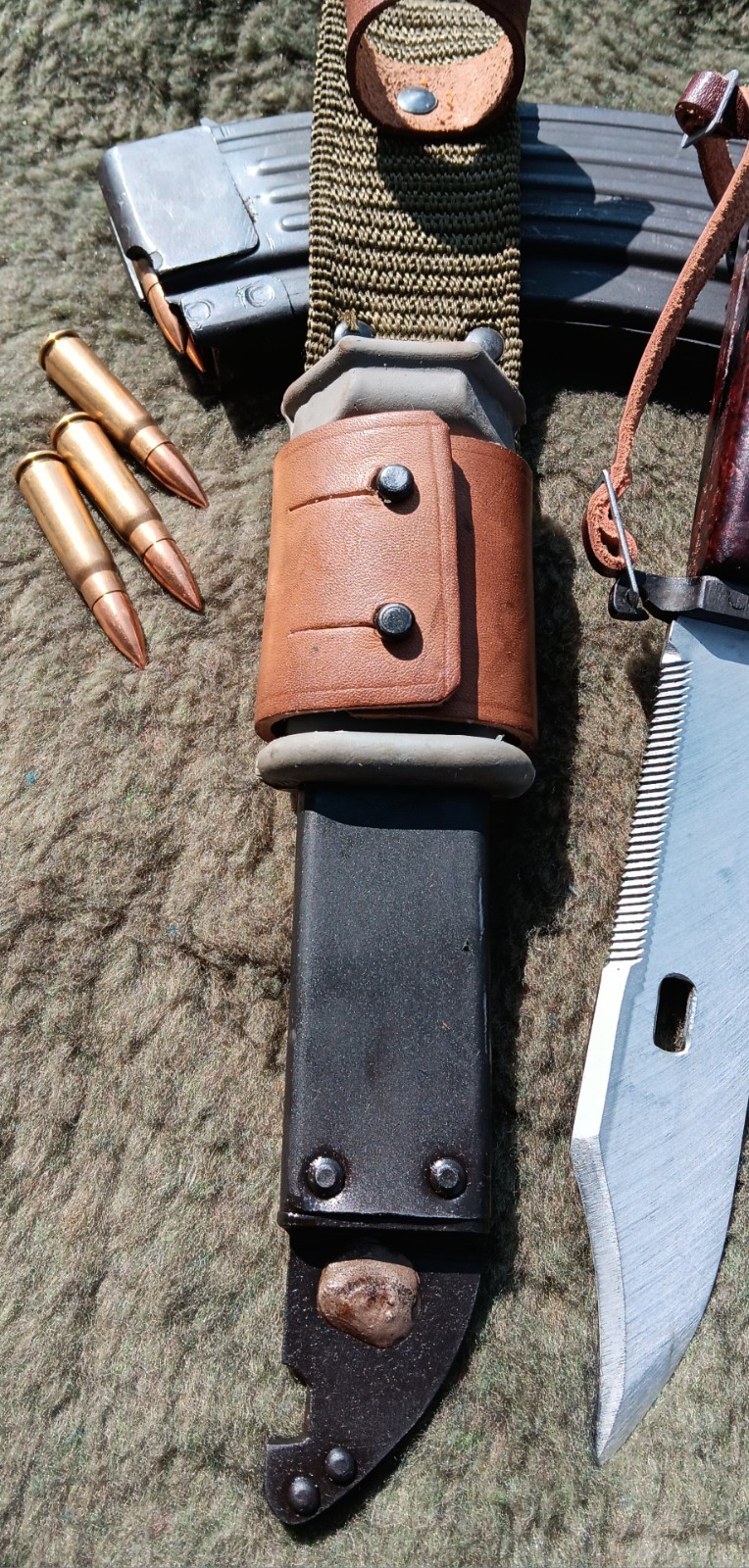 Soviet Era Romanian Type I Bayonet w/ Complete Sheath - Unissued Cold War #4