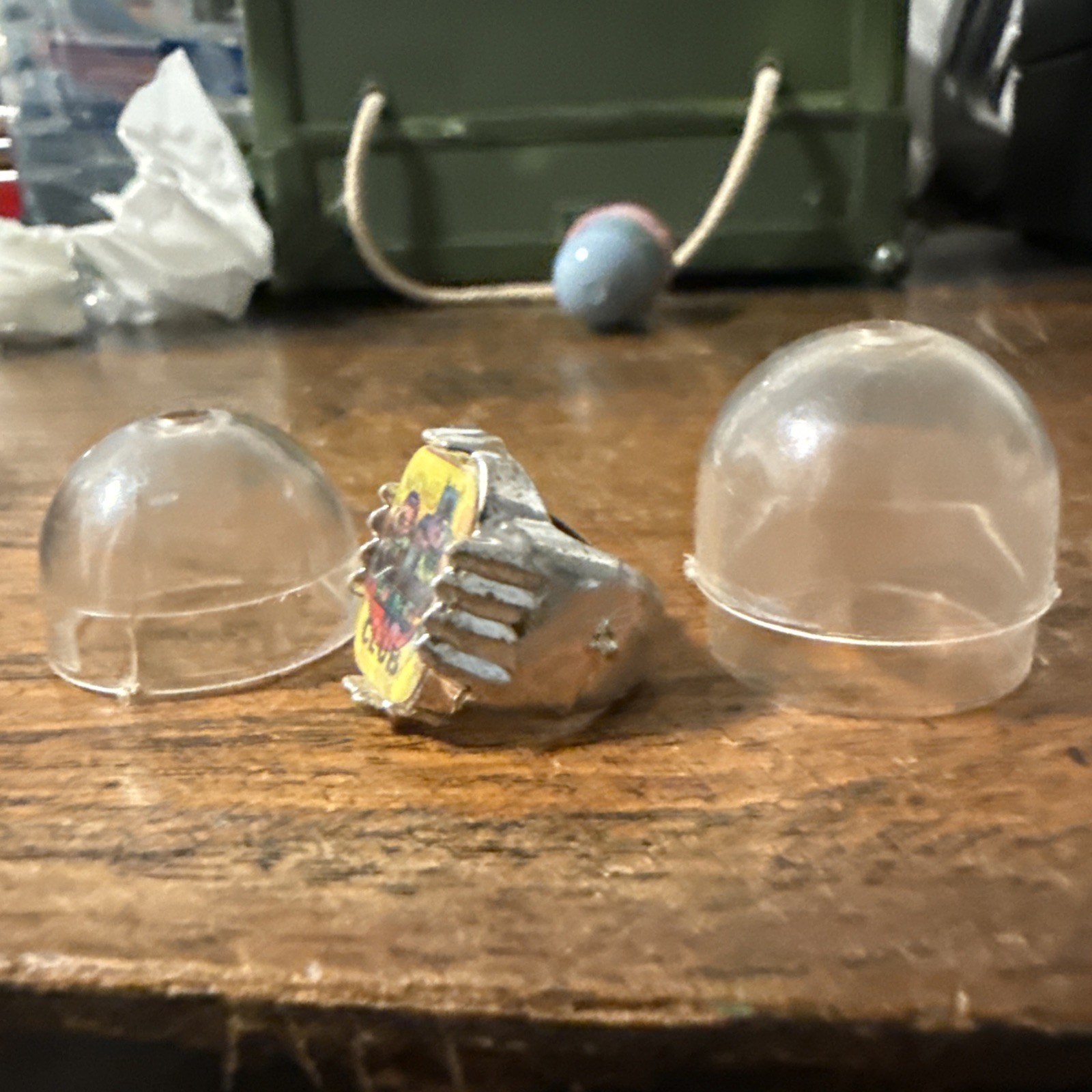 Vintage 60's Batman Robin Member Ring Club Flicker Ring Rare W/ OG Gum Ball Case