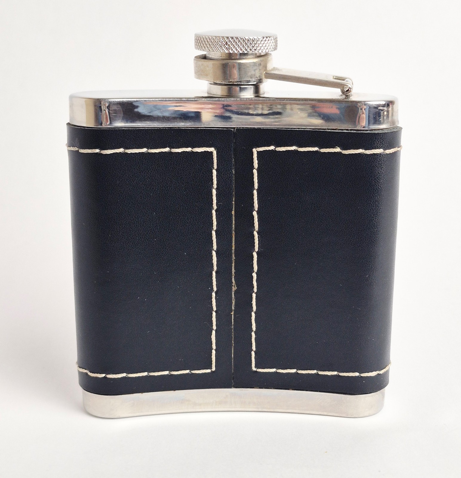 Jack Daniel's Old No. 7 Stainless Steel Hip Flask Black Leather Wrapped 6oz 2009