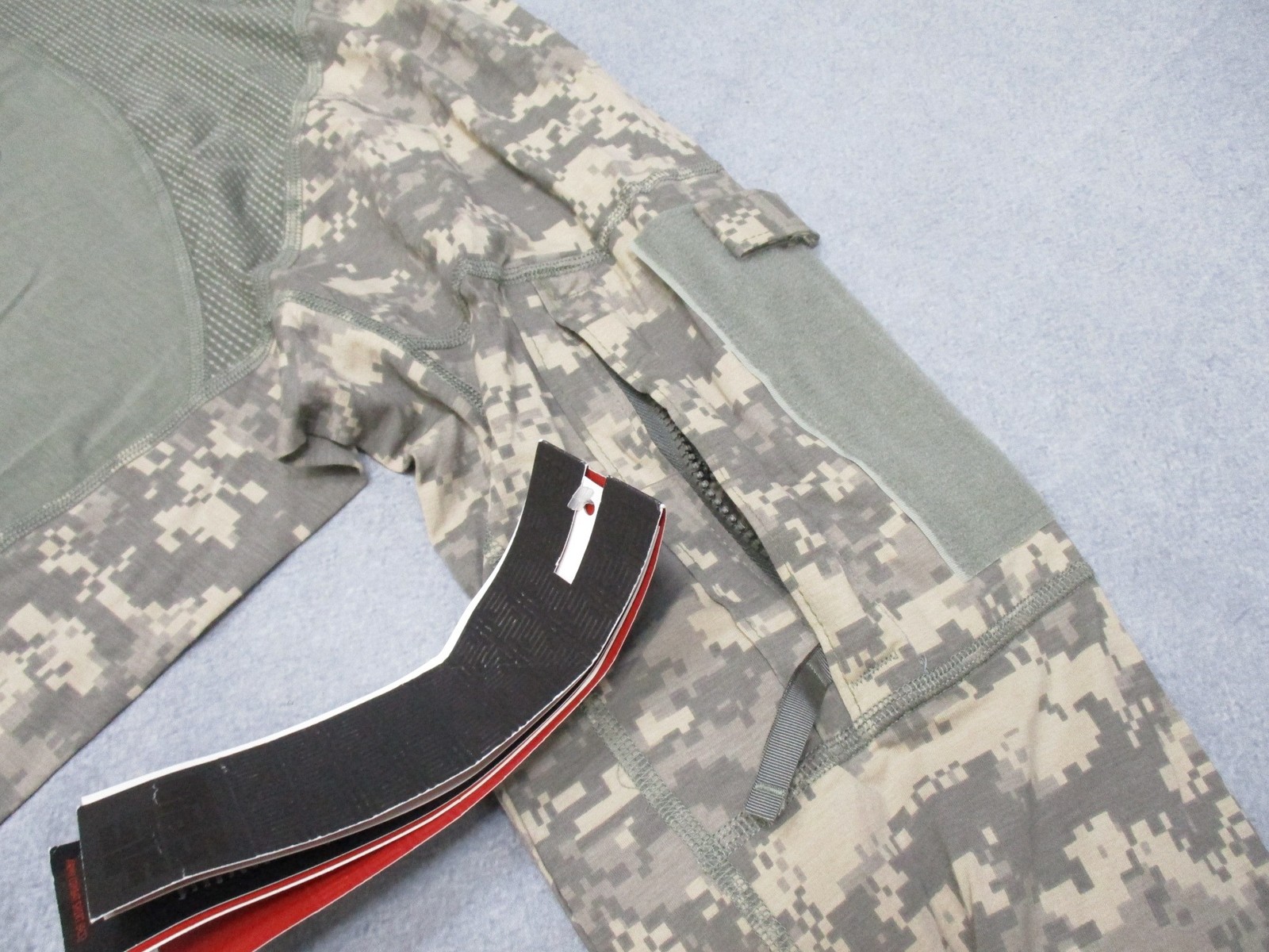 Massif Army Combat Shirt Medium ACU Digital FR US Army Issue