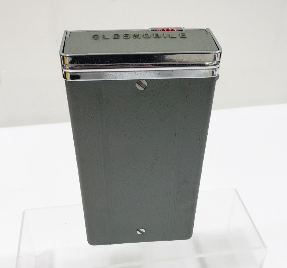Vintage 1959 OLDSMOBILE TRANS-PORTABLE AM Car Radio for Parts or Restore 989172
