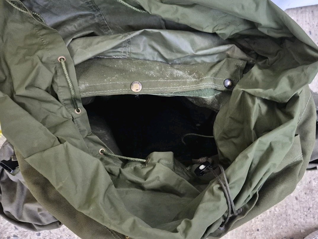 Genuine British Army 120L Bergen Olive Long Back + Side pouches 1990