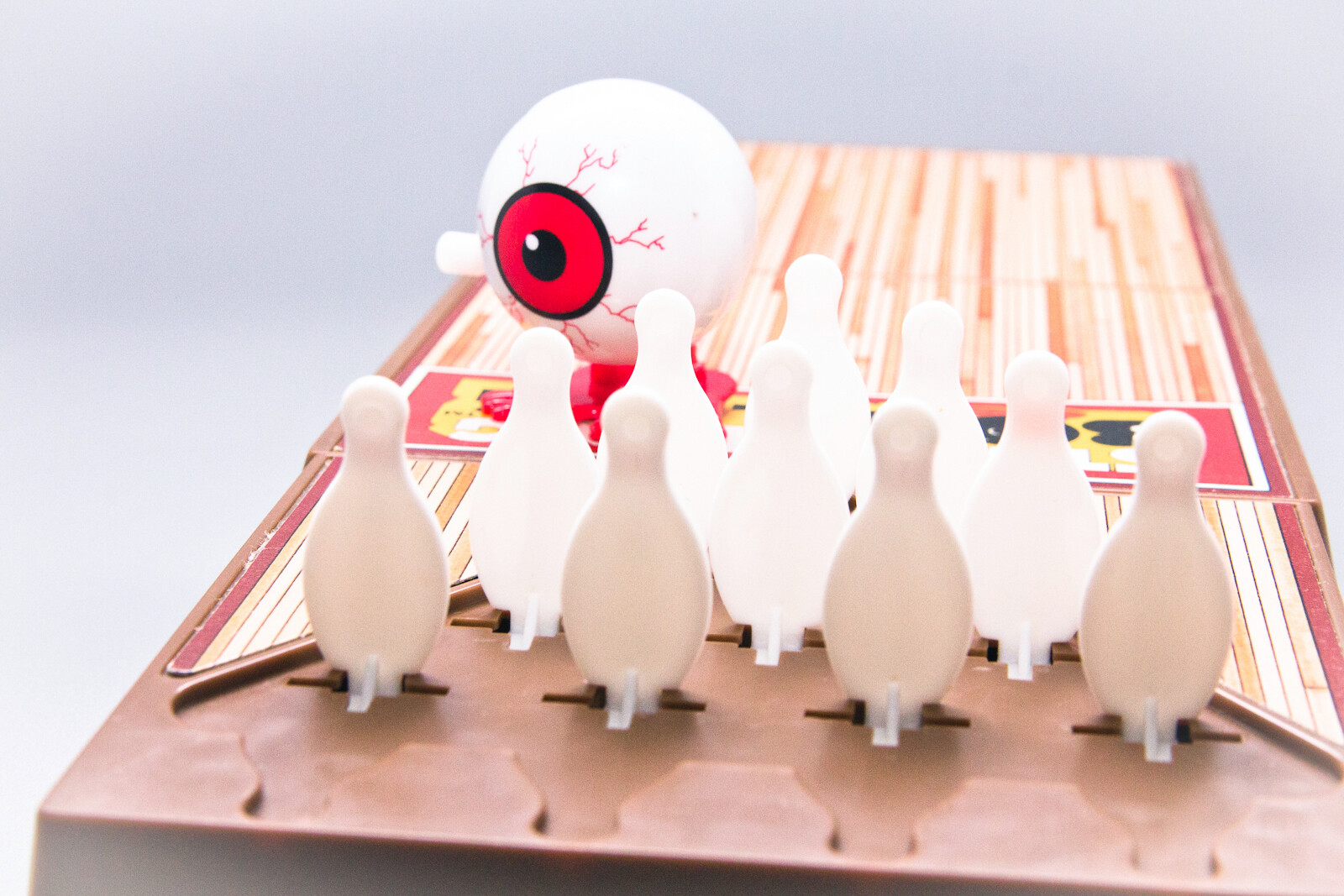 1 Replacement Wind-Up EYE BALL Toy ONLY for Vtg 1980 TOMY Strolling Bowling Game