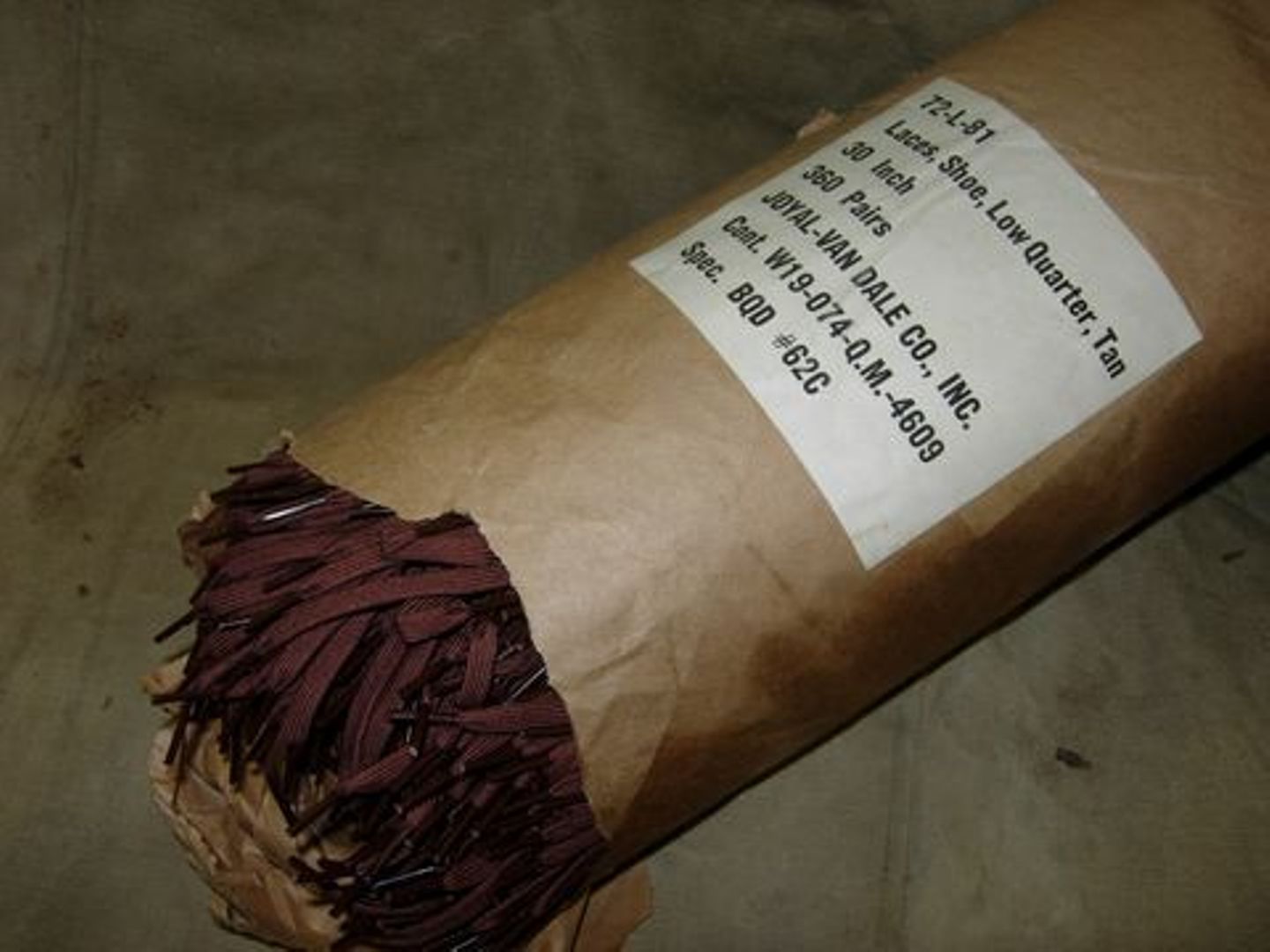 US ARMY WWII UNISSUED BROWN LOW QUARTER SHOE LACES 30"