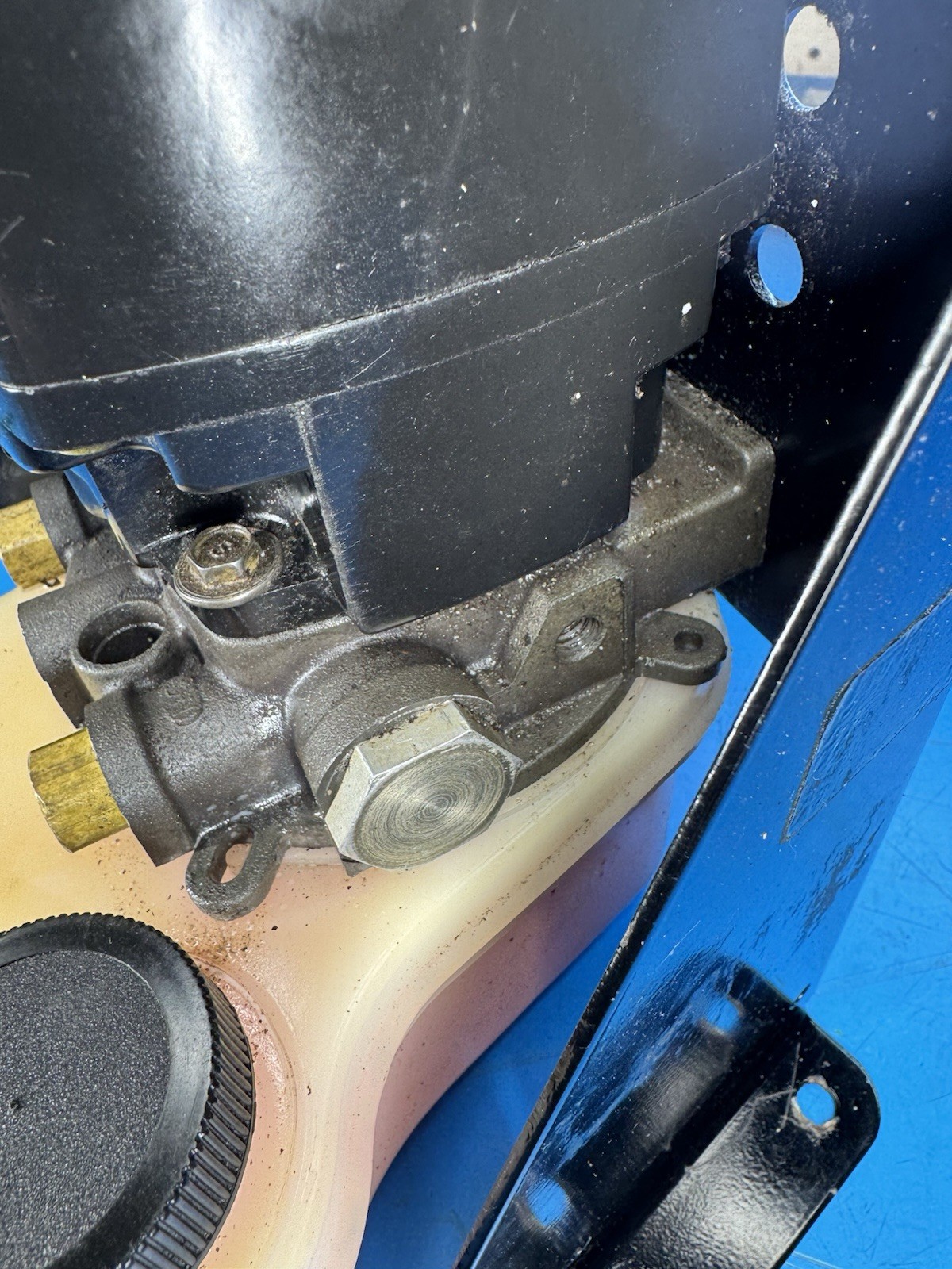 MerCruiser Alpha One Gen 2 Trim Tilt Pump