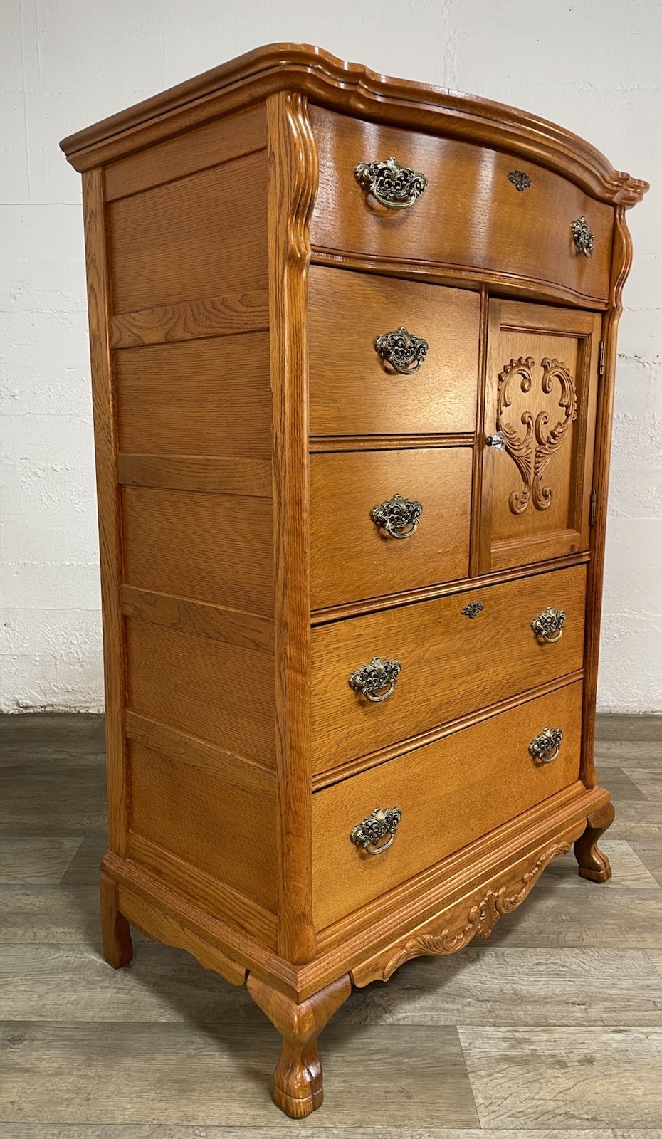 Lexington Furniture Door Chest Victorian Sampler Collection