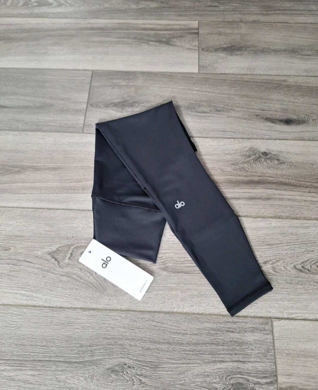 2 Alo 7/8 Airlift XS Leggings