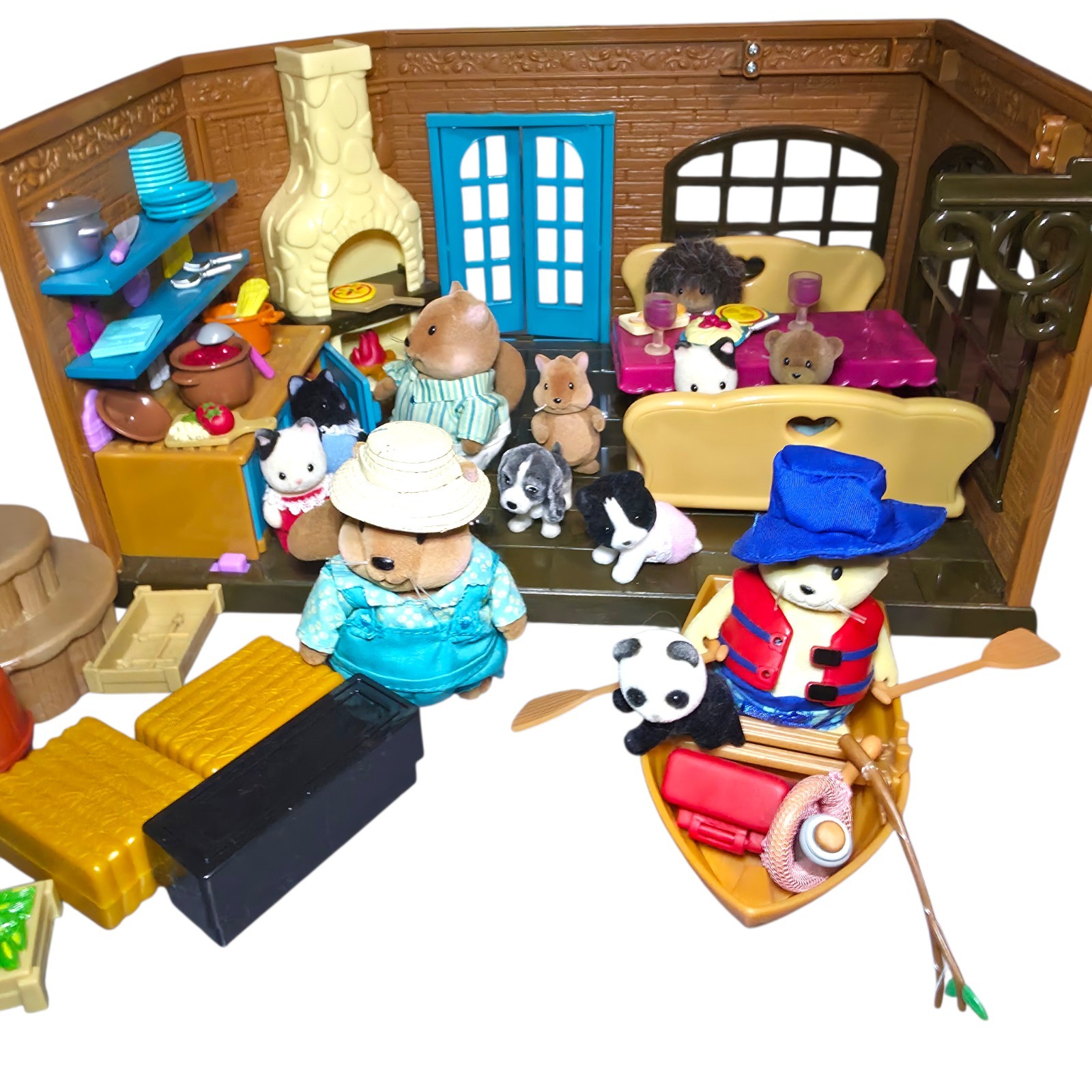 Lil Woodzeez Restaurant Boating Playset Bundle 14 Critters Food Groceries & More