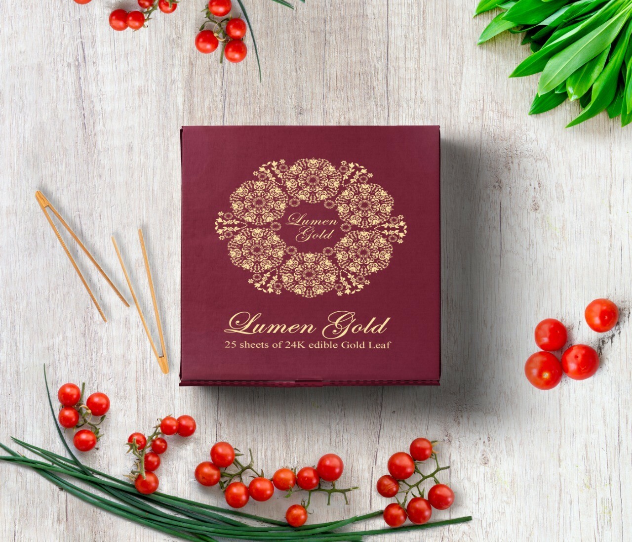 LumenGold Pure 24K pure Edible Gold leaf sheets LARGE 8 x 8 cm, 25 Sheets