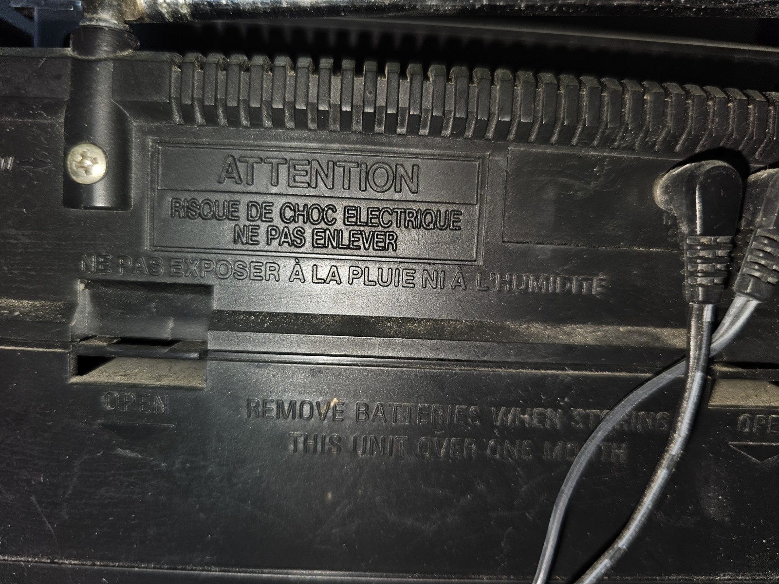 Vintage GE General Electric Boombox Model 3-5663A Radio Cassette Player - Tested