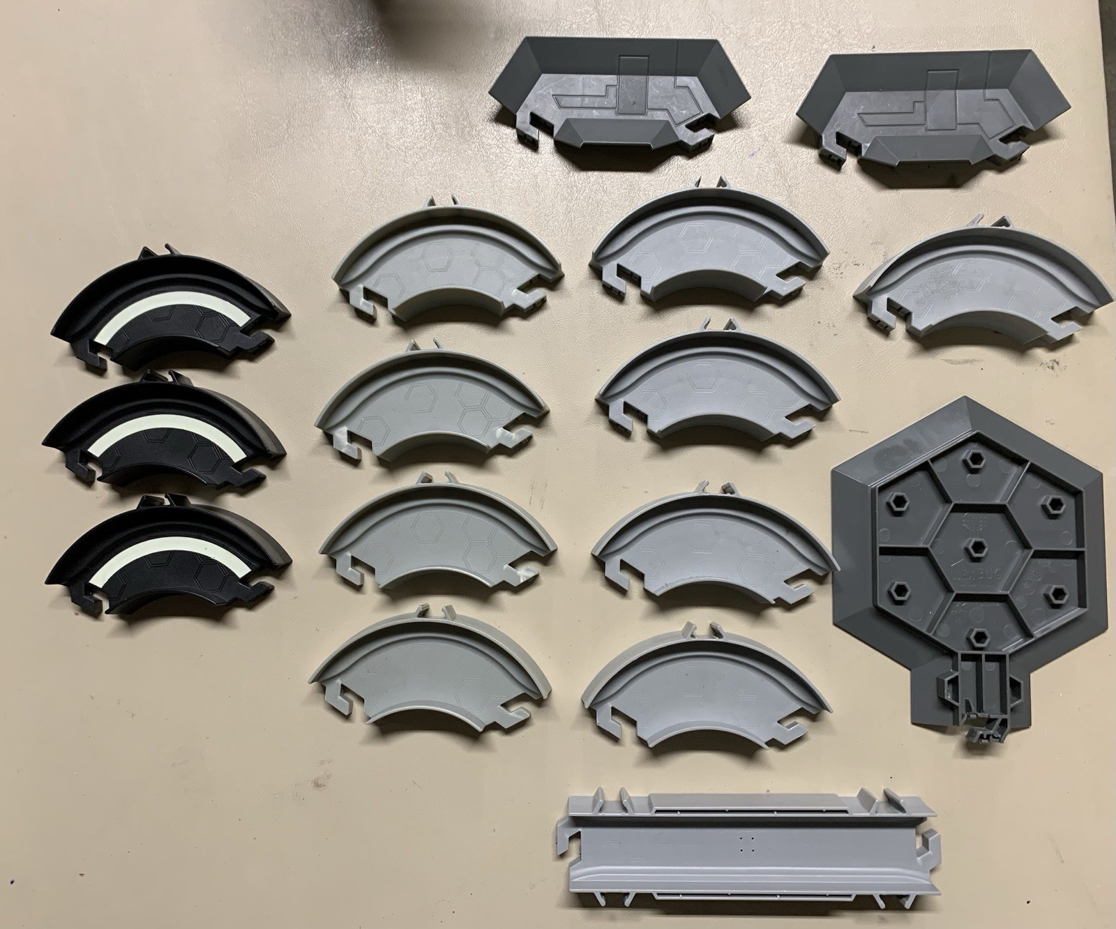 Hexbug Nano Bug Lot (14 Bugs) & Various Habitat and Space Playset Pieces-**Read*