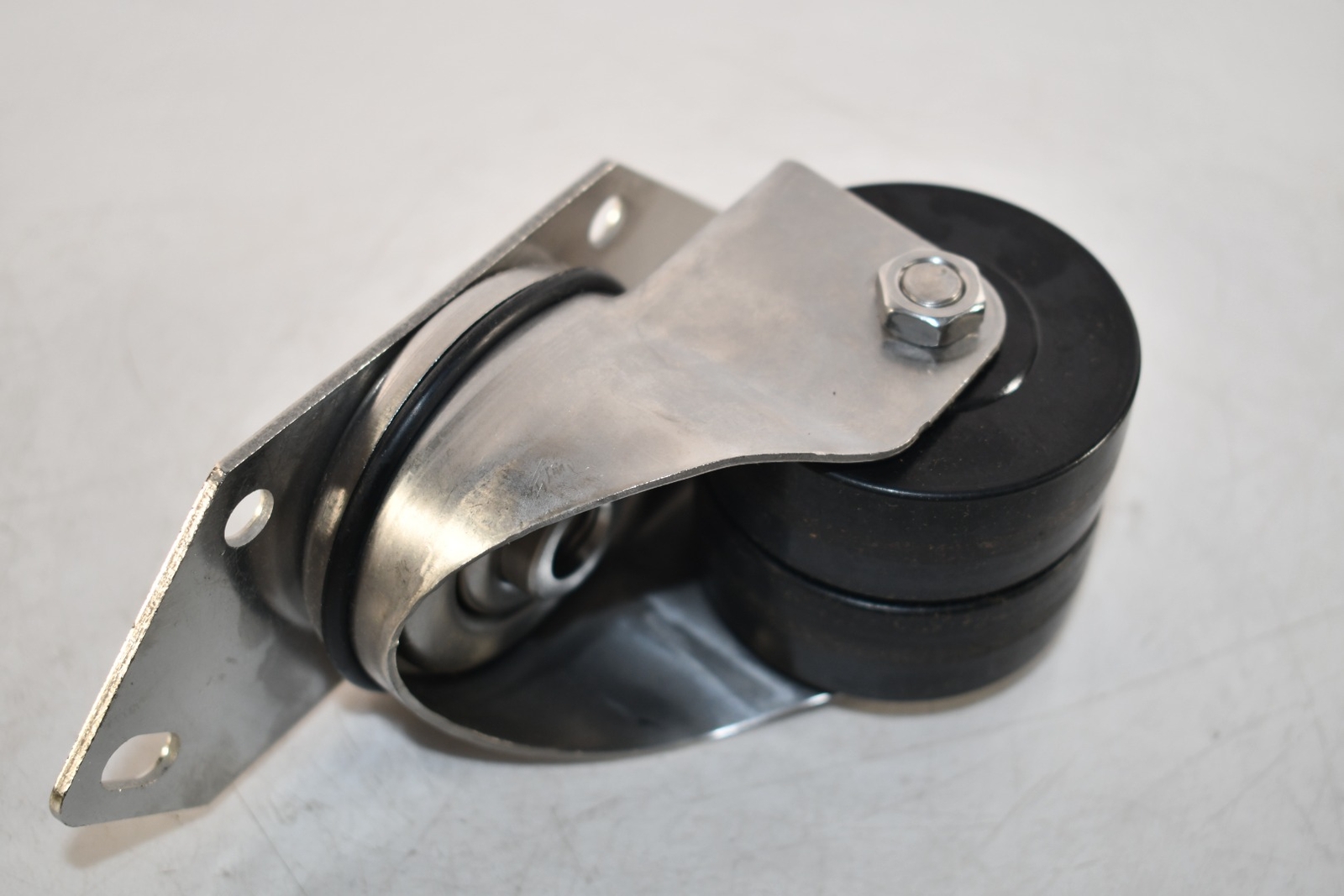 NEW Atlas Pat 6,637,071 7,065,828 500 SERIES LEVELING SWIVEL CASTER 2-1/2'' Whee