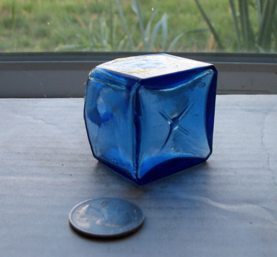 STUNNING RARE VICTORIAN SQUARE BLUE BURST TOP INK WITH X ON BASE