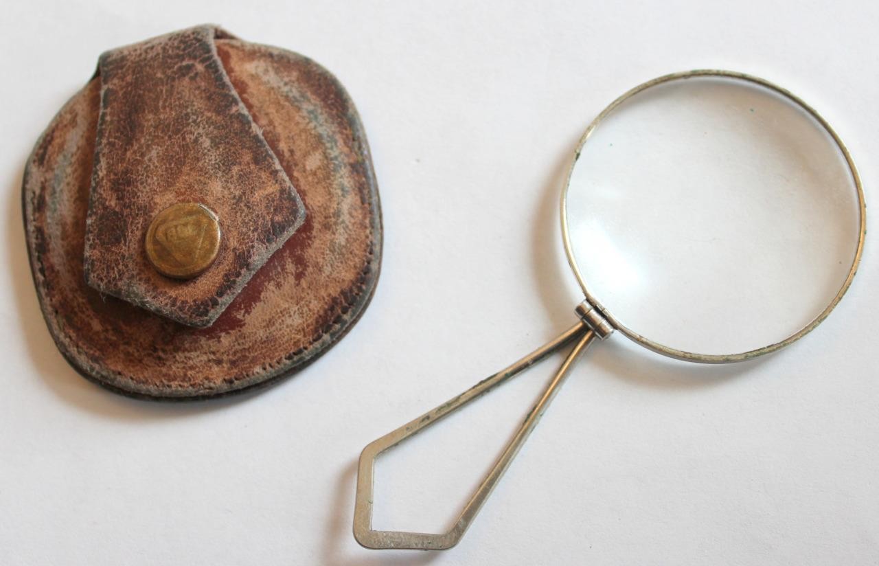 c.1920s Bausch & Lomb Folding Pocket Magnifier with Original Marked B&L Case