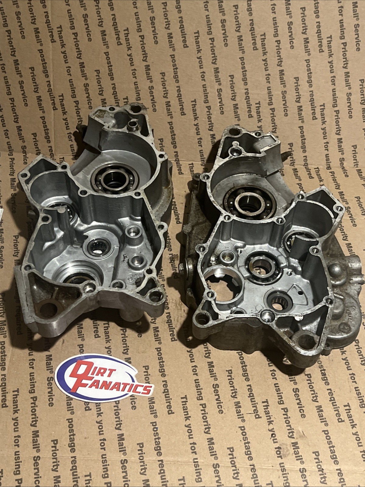 YAMAHA BLASTER OEM ENGINE CASES CRANKCASE MOTOR SET L R YFS200