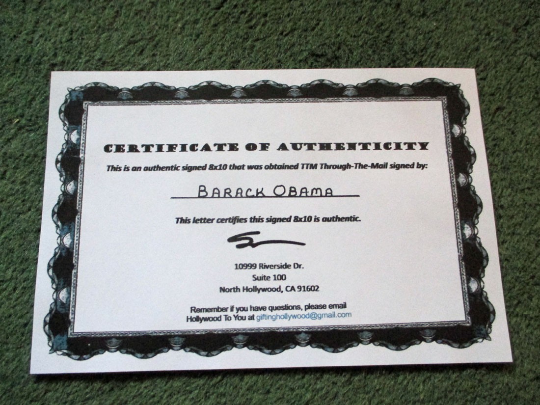 2016 PRESIDENT BARACK OBAMA AUTOGRAPHED CARD w/COA