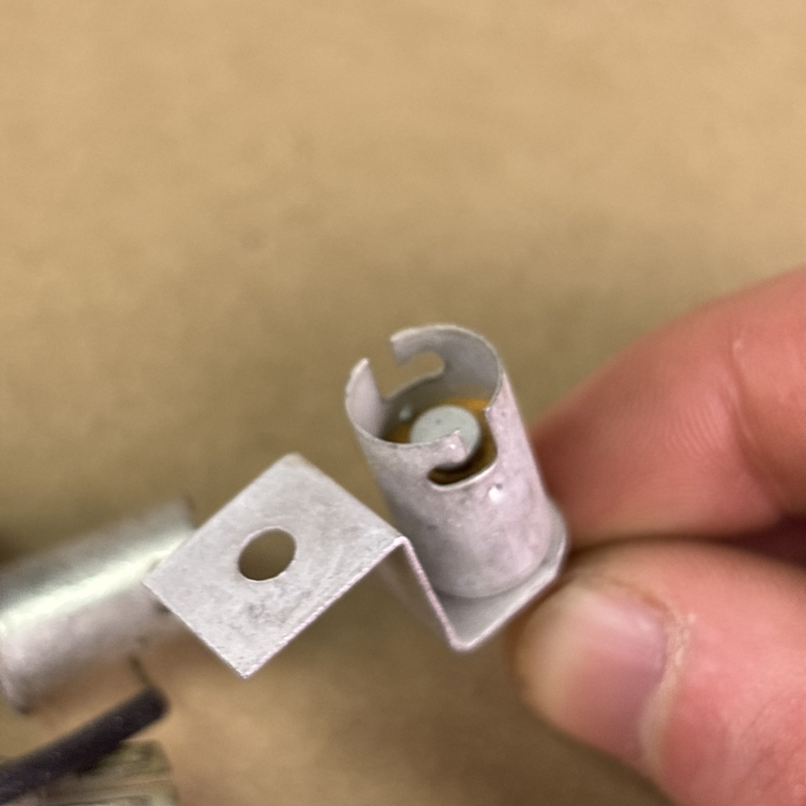 VTG Lot of Speaker Binding Posts Terminals Connectors & Miniature Lamp holders