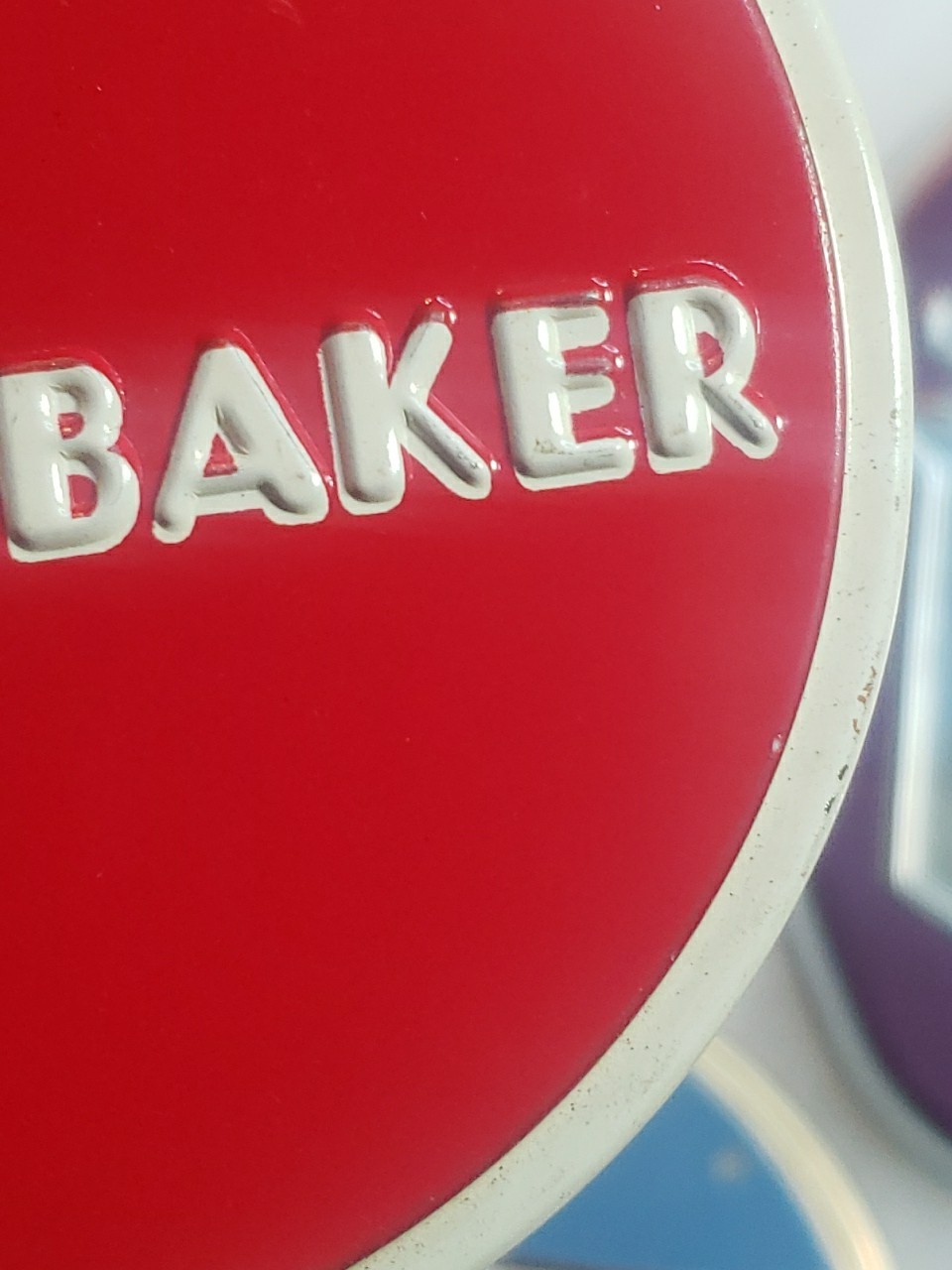 ORIGINAL 1950S WHEATIES CEREAL PREMIUM METAL AUTOMOBILE EMBLEMS SET 14 IN Case