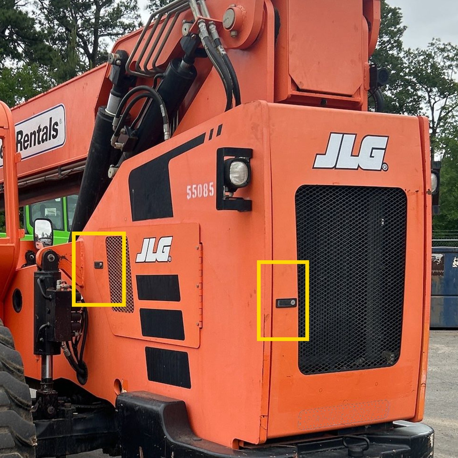 JLG Skytrak Rear Door Latch Compression Raised trigger 8342416, 1001132458