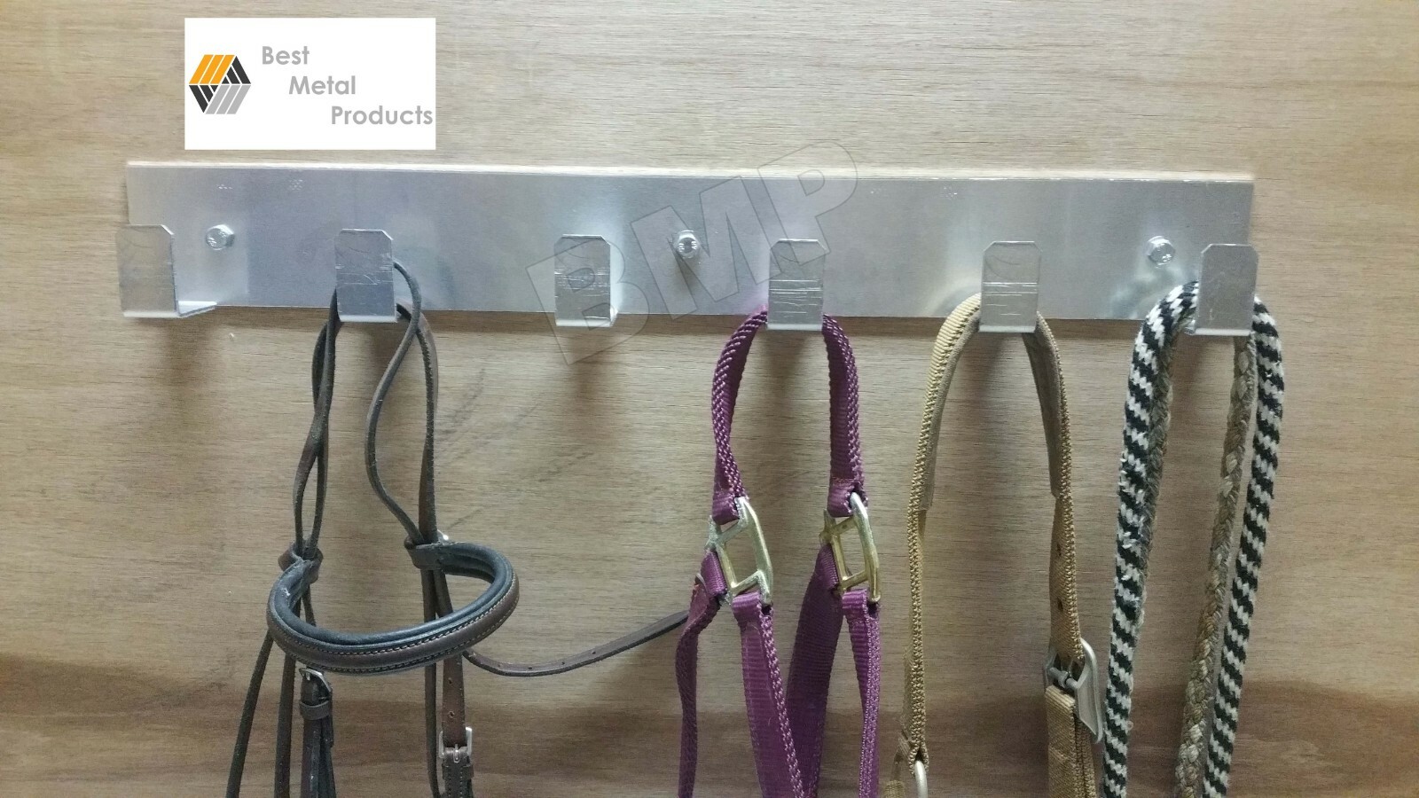 Western Horse Tack Bridle Halter Strap Goods Accessories Hanger 1100111