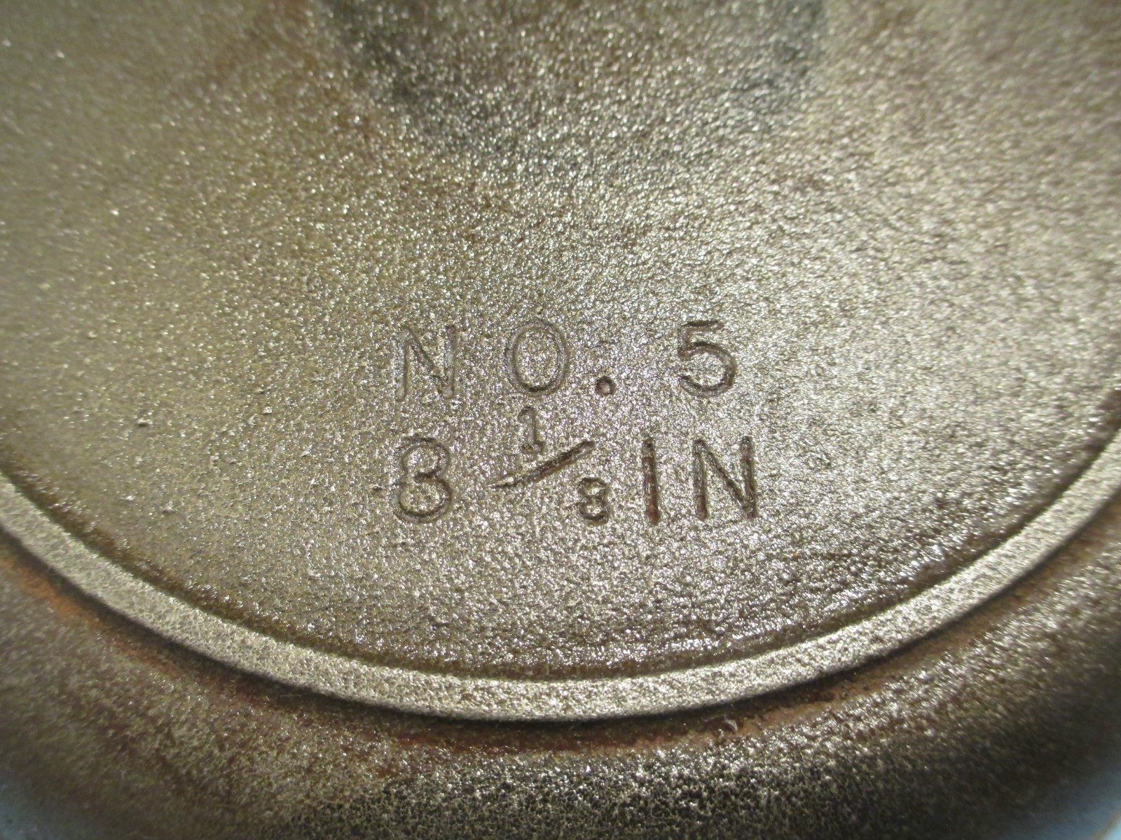Birmingham Stove & Range No.5 Cast Iron Skillet with Glass Lid