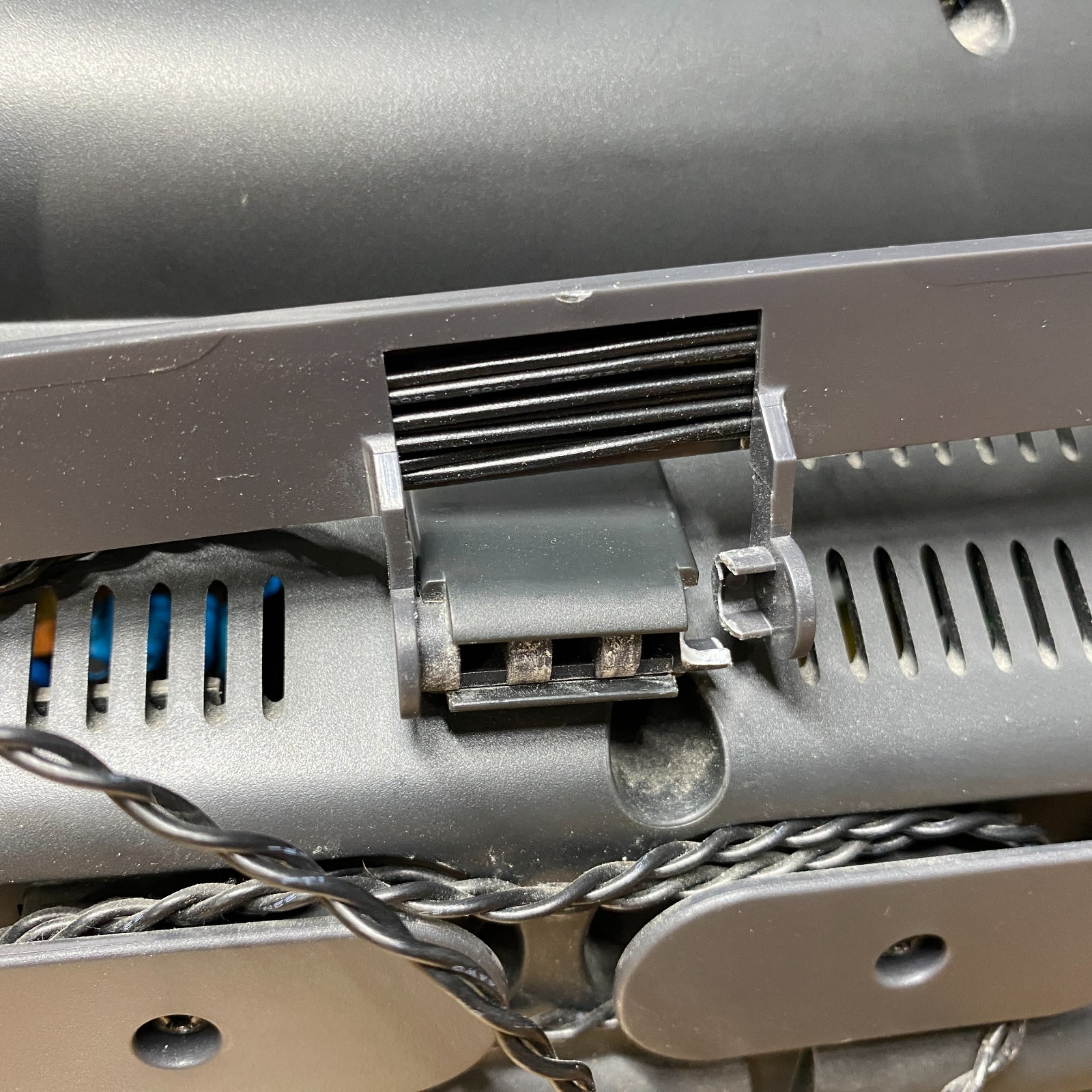 Philips MC235B/37 Micro Shelf Stereo System CD AM/FM w/ Speakers Tested Works