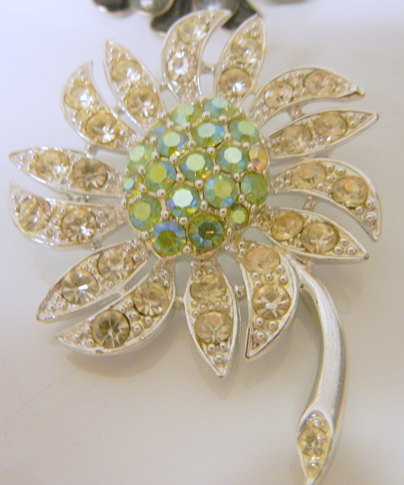 Vtg 40-60s Retro Large Enamel Rhinestone Flowers Pin Brooches Earrings 20 pc LOT