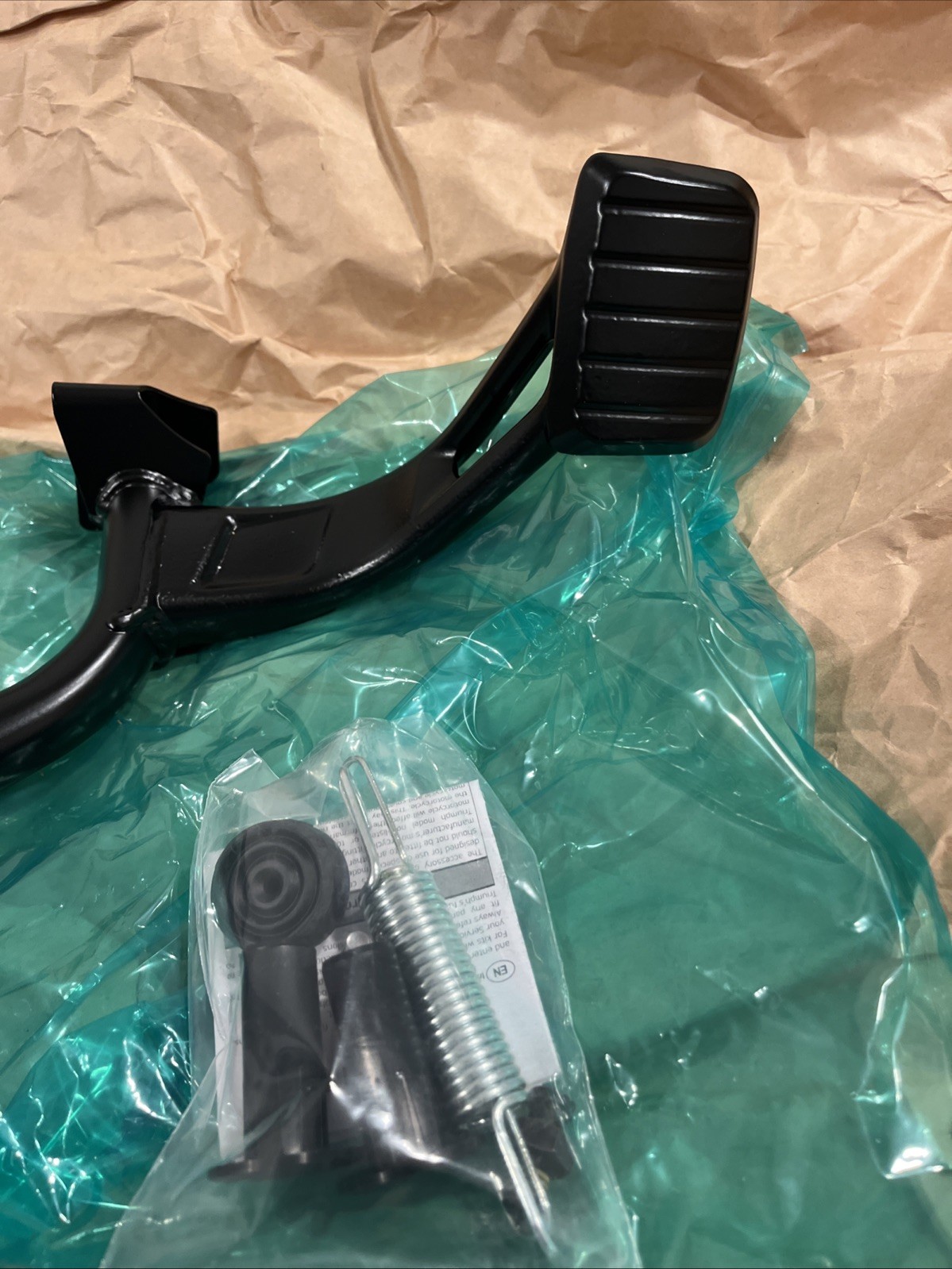 L. OEM TRIUMPH BONNEVILLE T100 T120 CENTER STAND A9778525