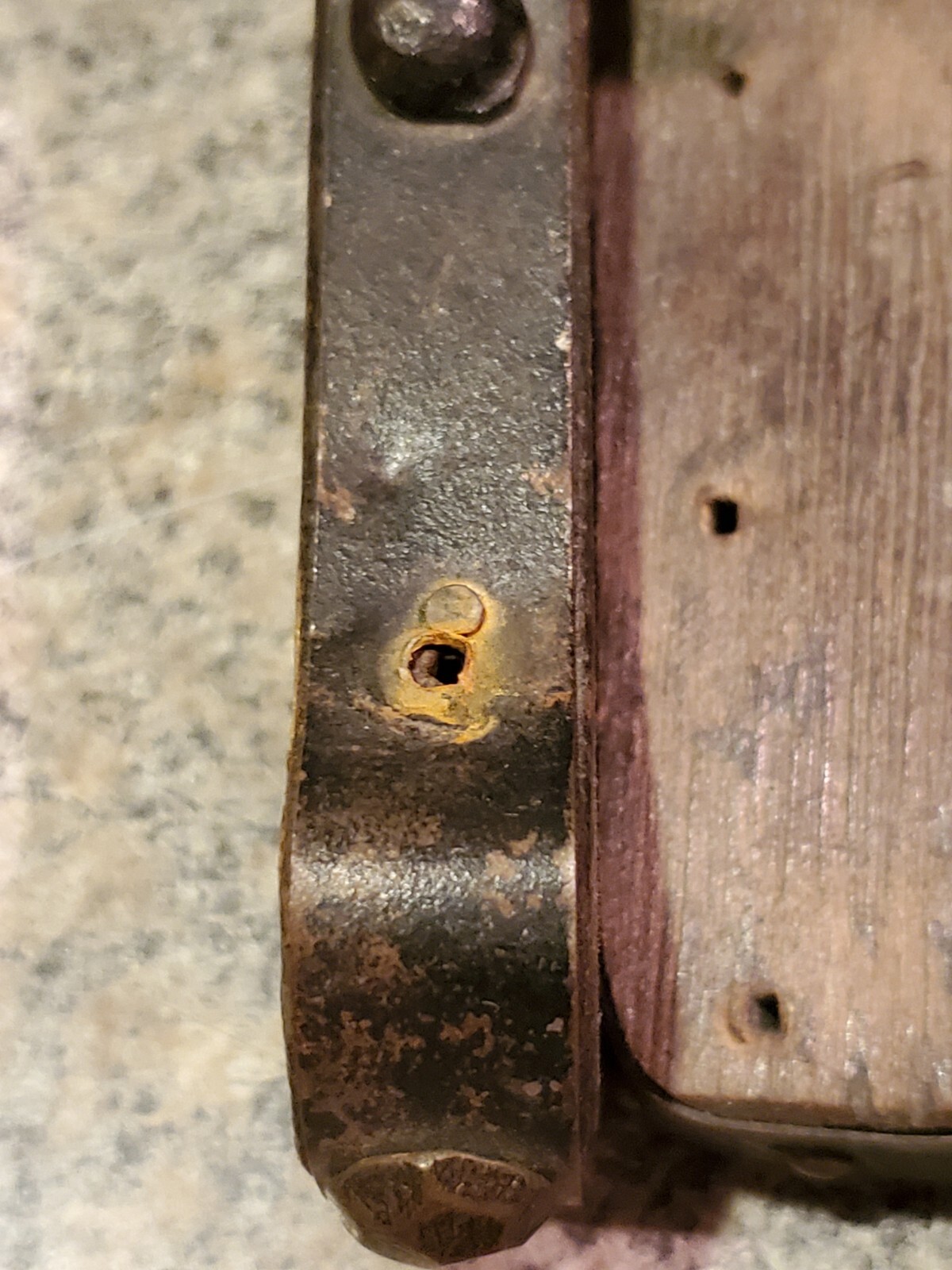 Model of a Spanish Field cannon, circa 16th century Replica Metal And Wood (Z6)