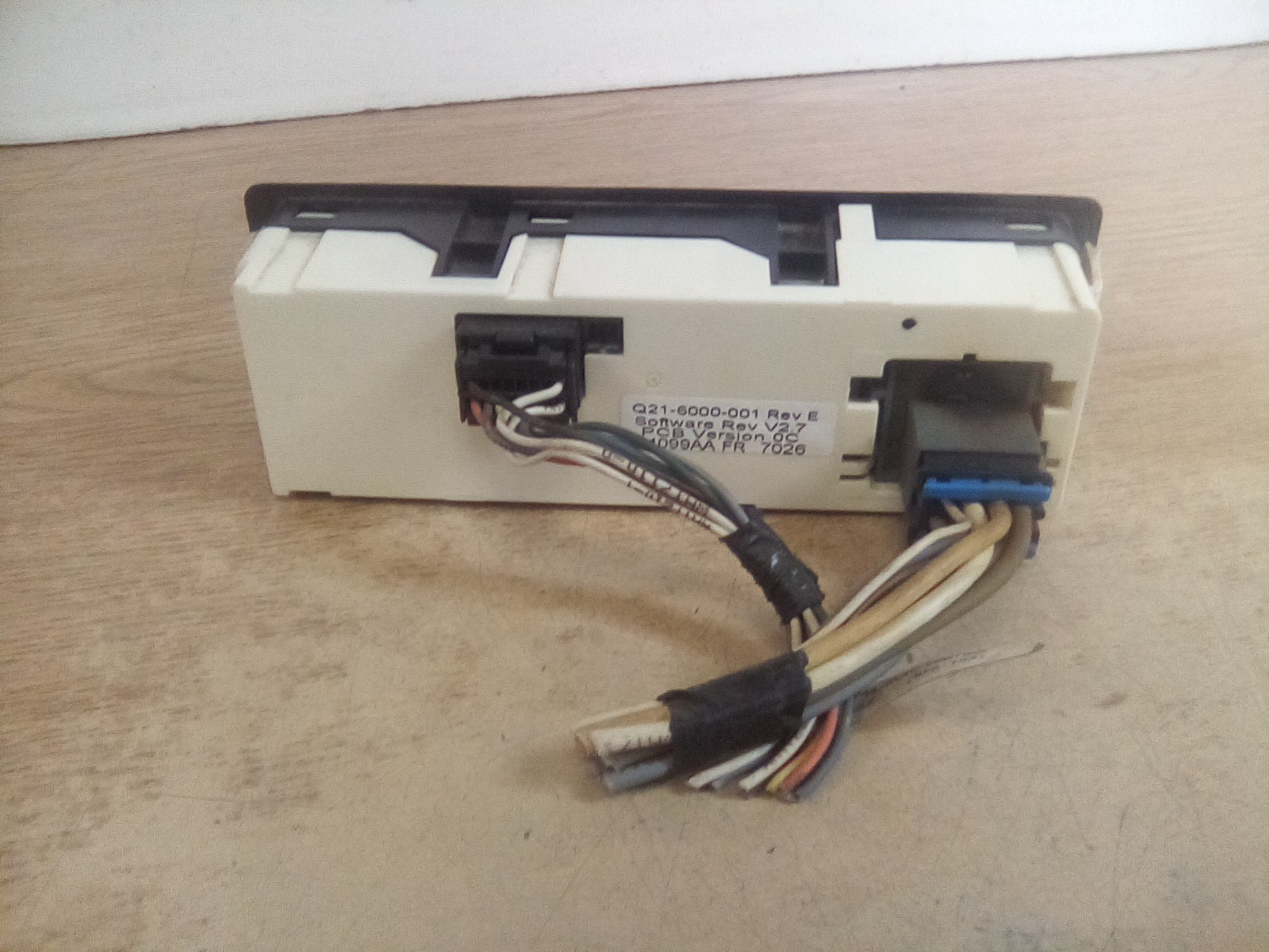 Peterbilt 379 OEM Climate Control Q21-6000-001