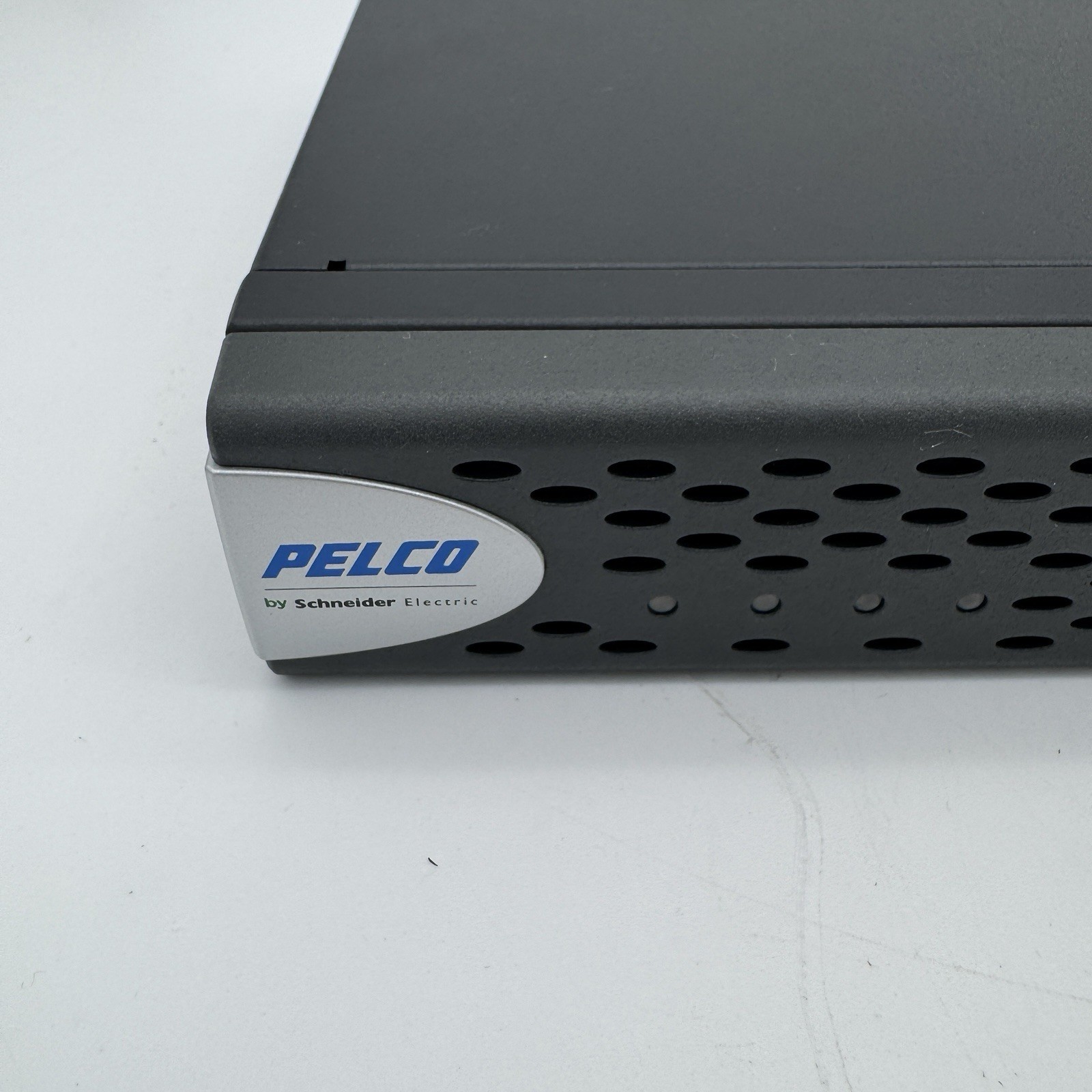 Pelco ENC5416-US 16 Channel H.264 Direct-Attach Encoder US
