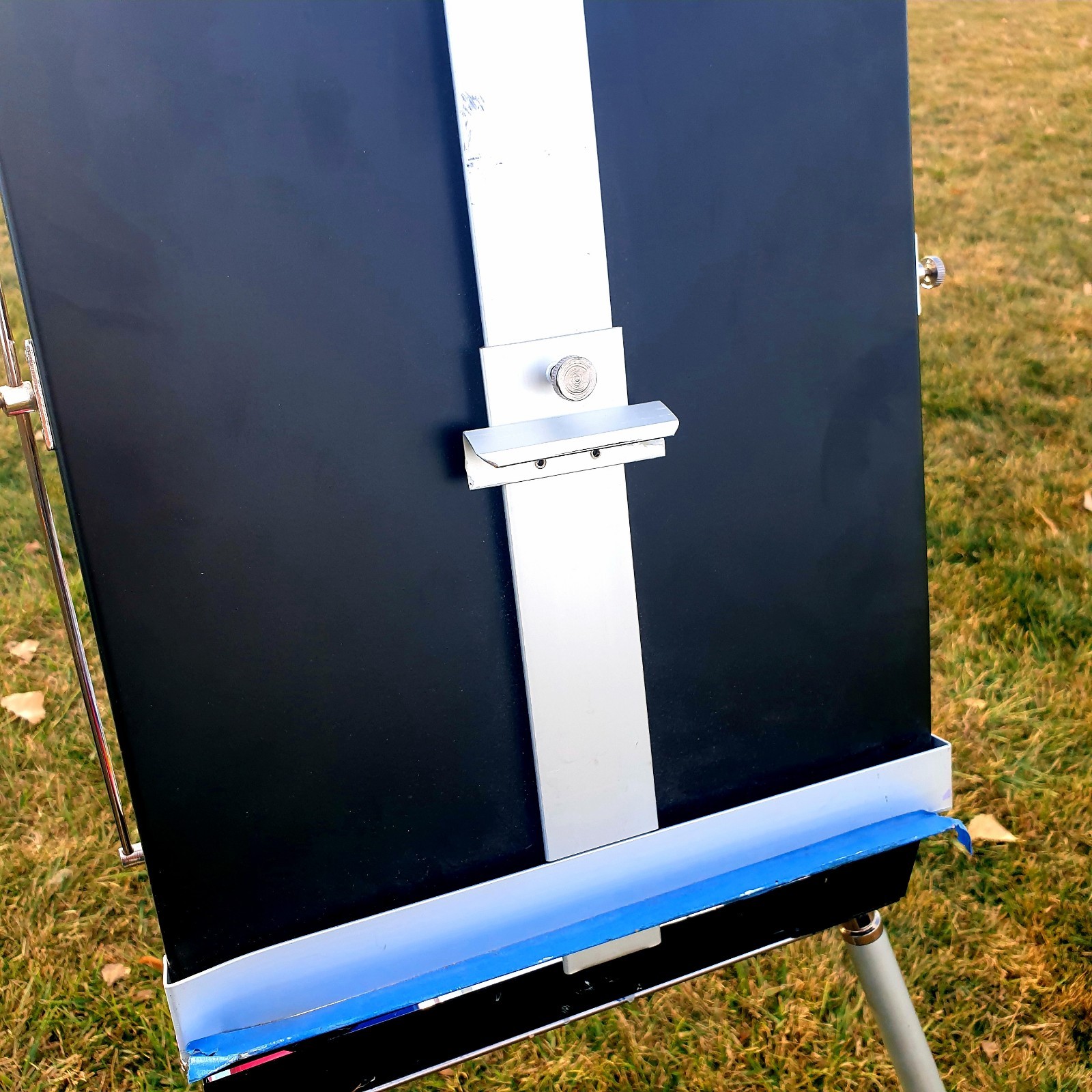 PORTABLE ARTIST EASEL - FULLY ADJUSTABLE STURDY ALUMINUM GREAT CONDITION - ROLFS