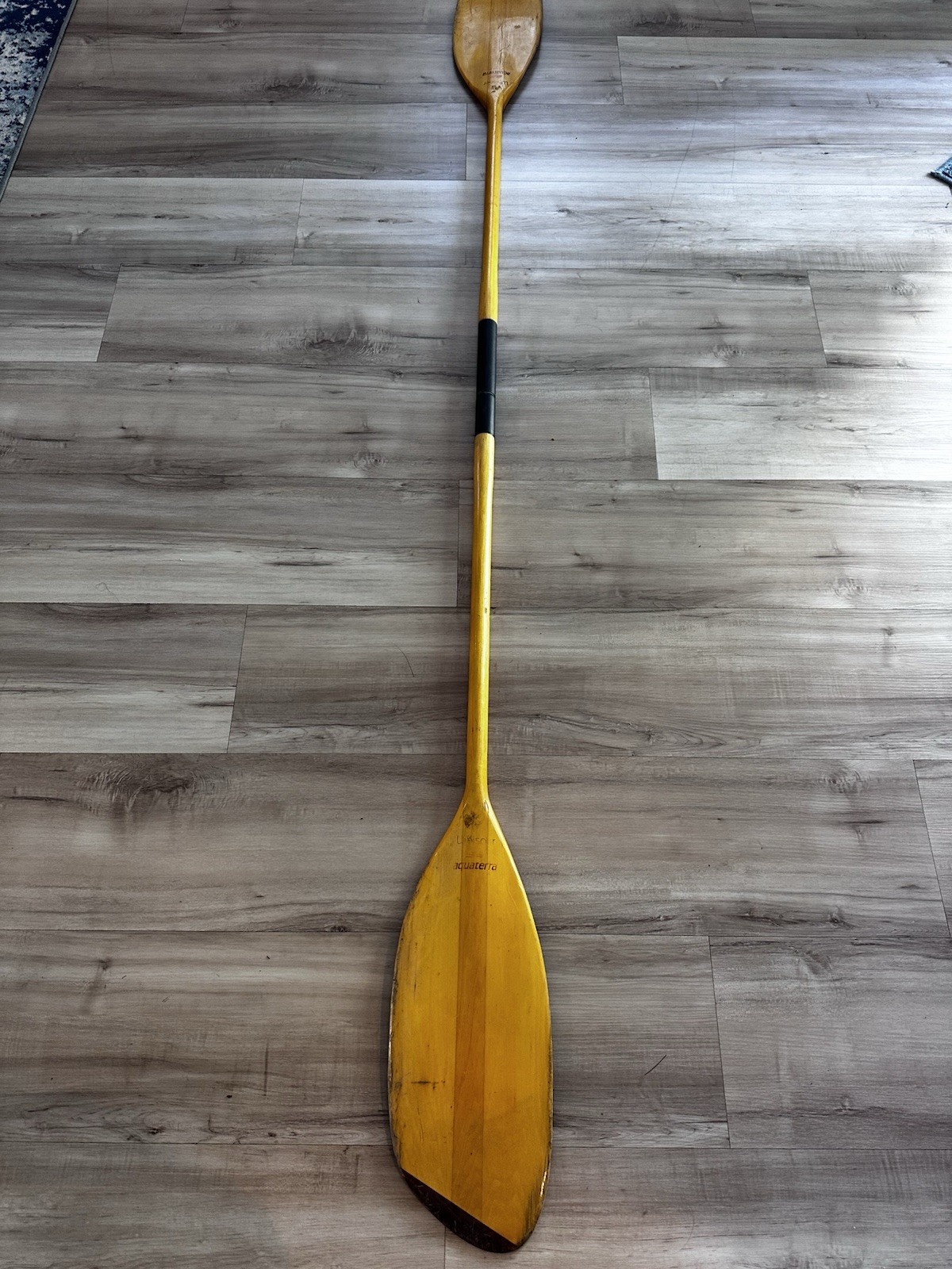 Aquaterra Whisper Kayak Paddle. 93" Wood Laminate Construction. Vintage