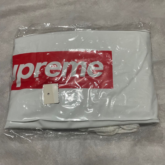 New Supreme FW17 Inflatable Blimp Red White Big Box Logo Display Collectible