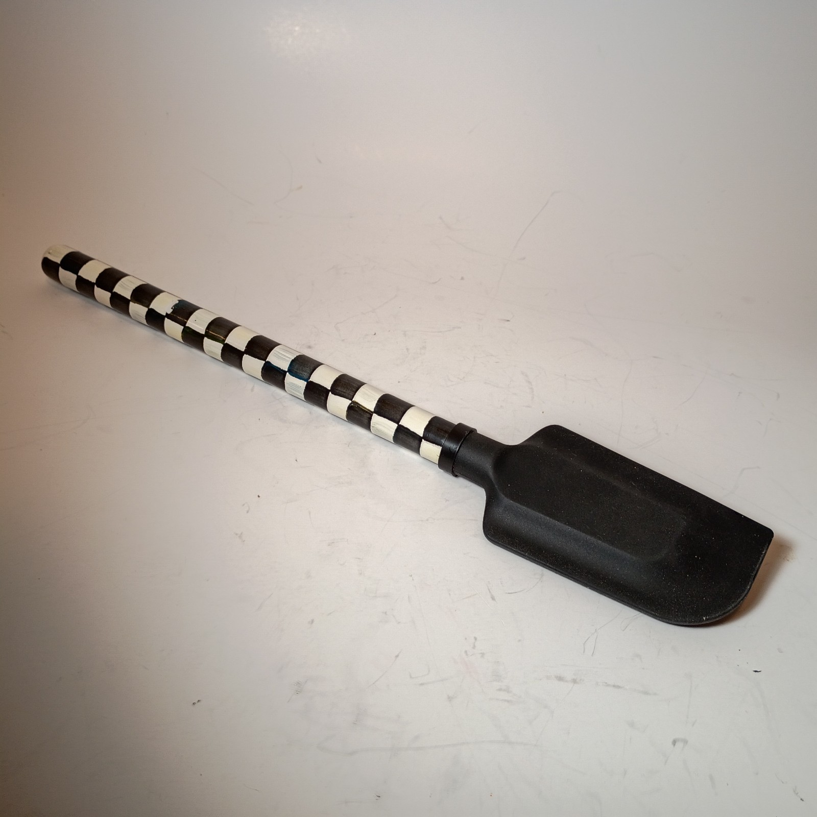MacKenzie-Childs Courtly Check Spatula Black 12.5”