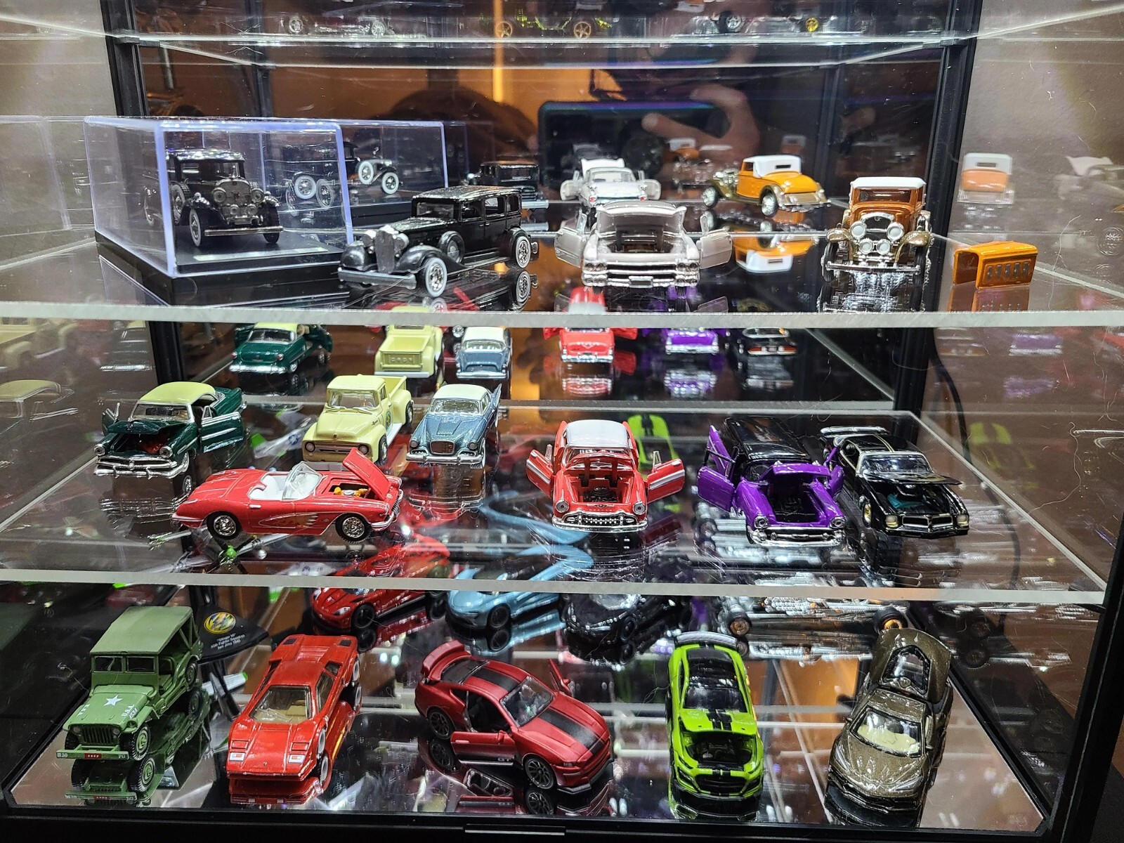 Car Display Case 4 Tier Acrylic LED Light 1/18 Model 1/24 Diecast 1/64 Cabinet