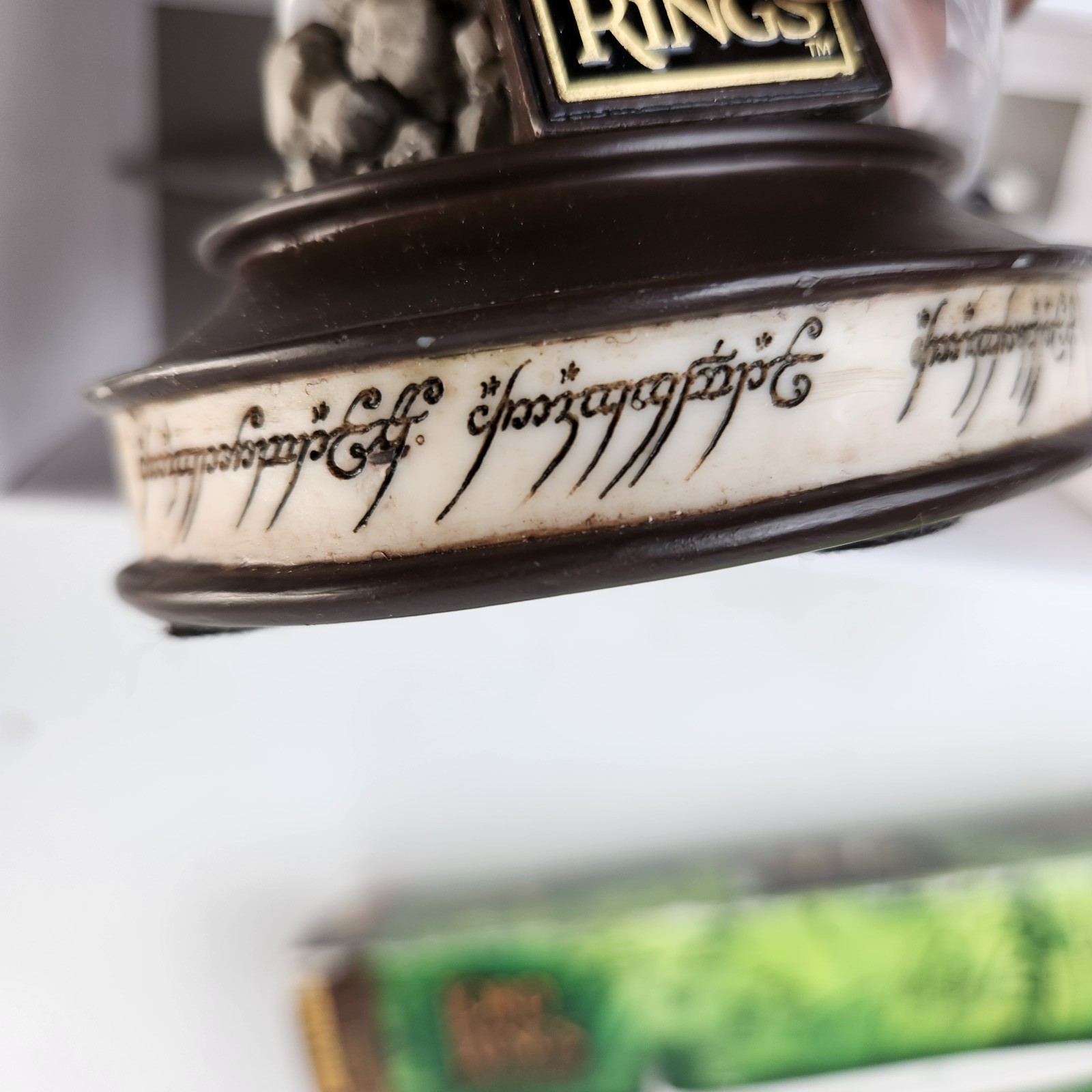 United Cutlery LOTR Sting sword 1/3 scale miniature collectible w/stand 2002