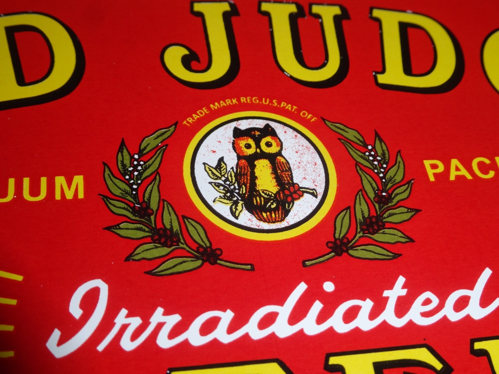 VINTAGE OLD JUDGE COFFEE CAN +OWL 7 3/4" PORCELAIN METAL SODA, GASOLINE OIL SIGN