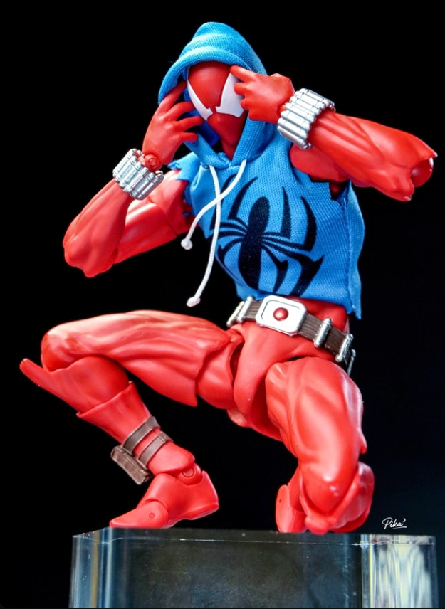 In Stock Mess Toys Spider-Man Scarlet Hero Blue Cloth Battle Suit Action Figure