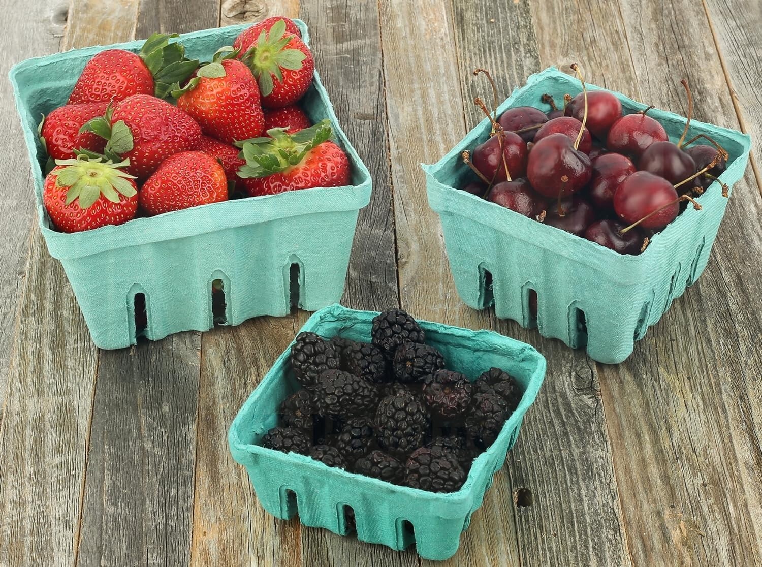 MT Products 1 Pint Green Pulp Vented Berry Produce Baskets - Pack of 15