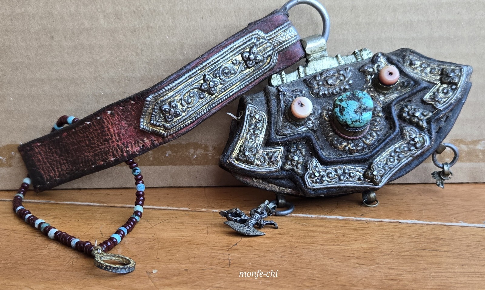 Antique Tibetan Flint Pouch Mechag Chuckmuck Case Tibet Beads