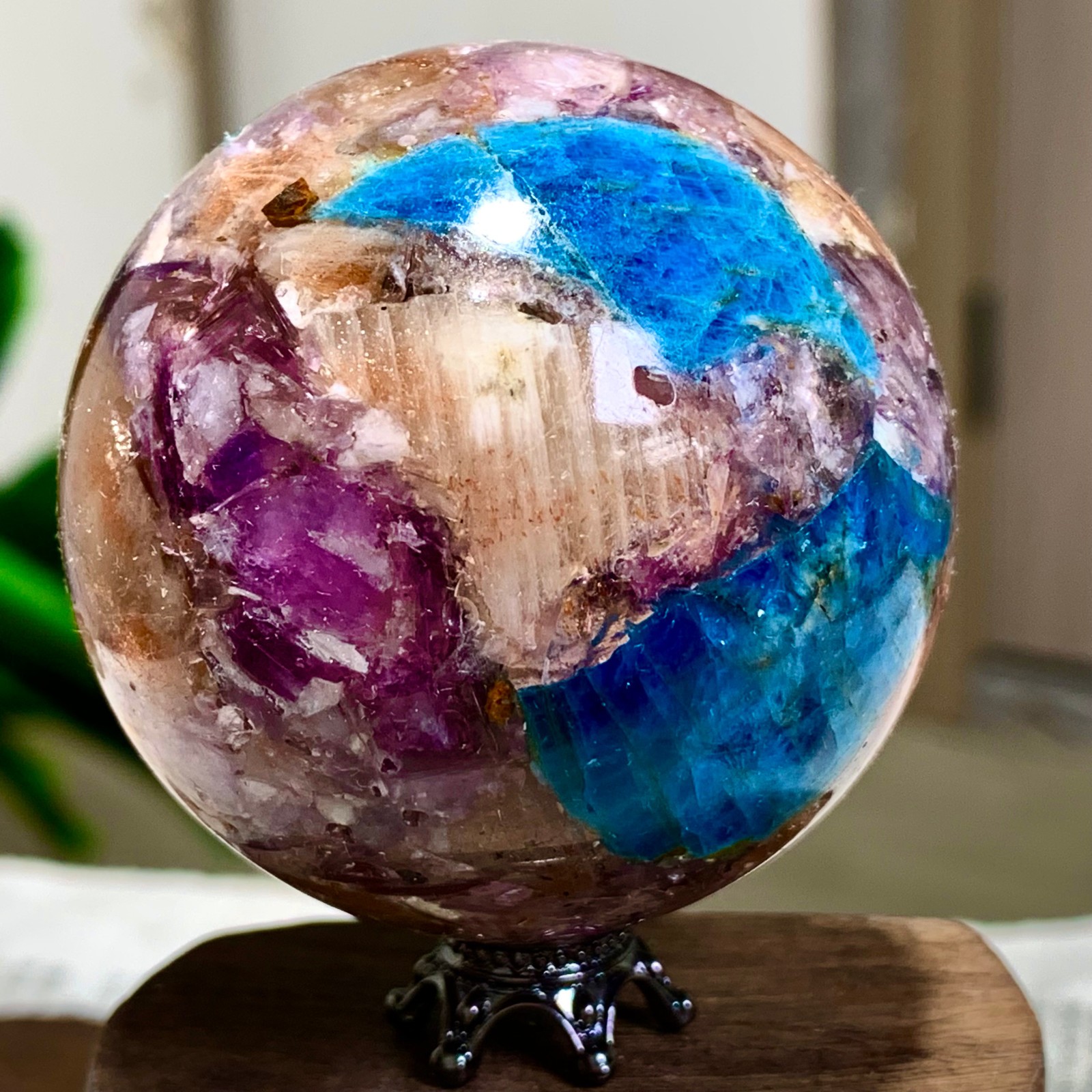 177G Natural Blue Aptite +Sun Stone purple lepidolite Sphere mineral sample
