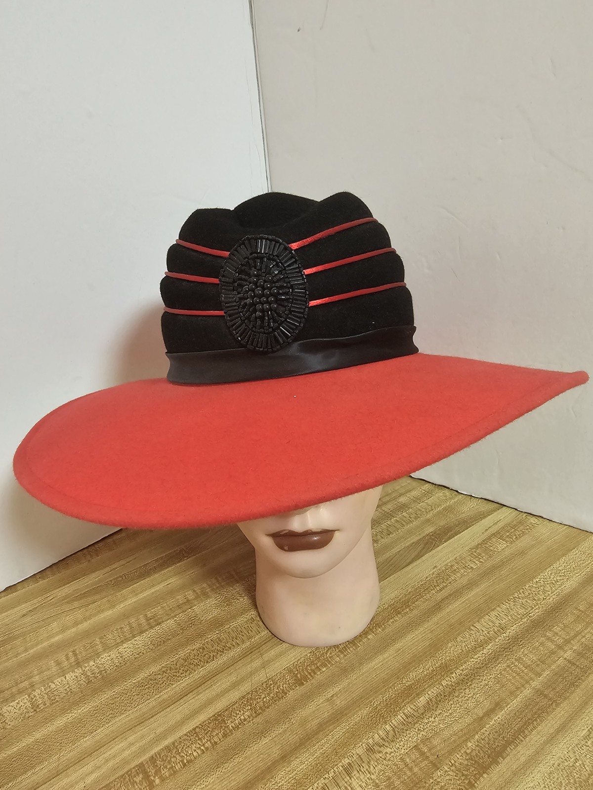 Vtg Chapeau Creations Ruth Kropveld Red Wool Hat NWT Beaded Red Hat Society Lady