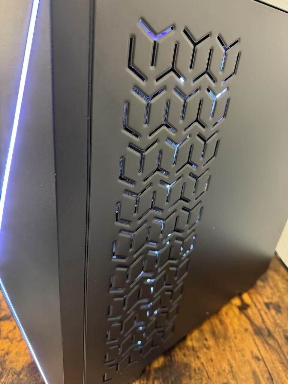 Custom Build ARGB Desktop i7 PC 32GB RAM 4TB SSD RTX 4060 Win11 GAMING READY