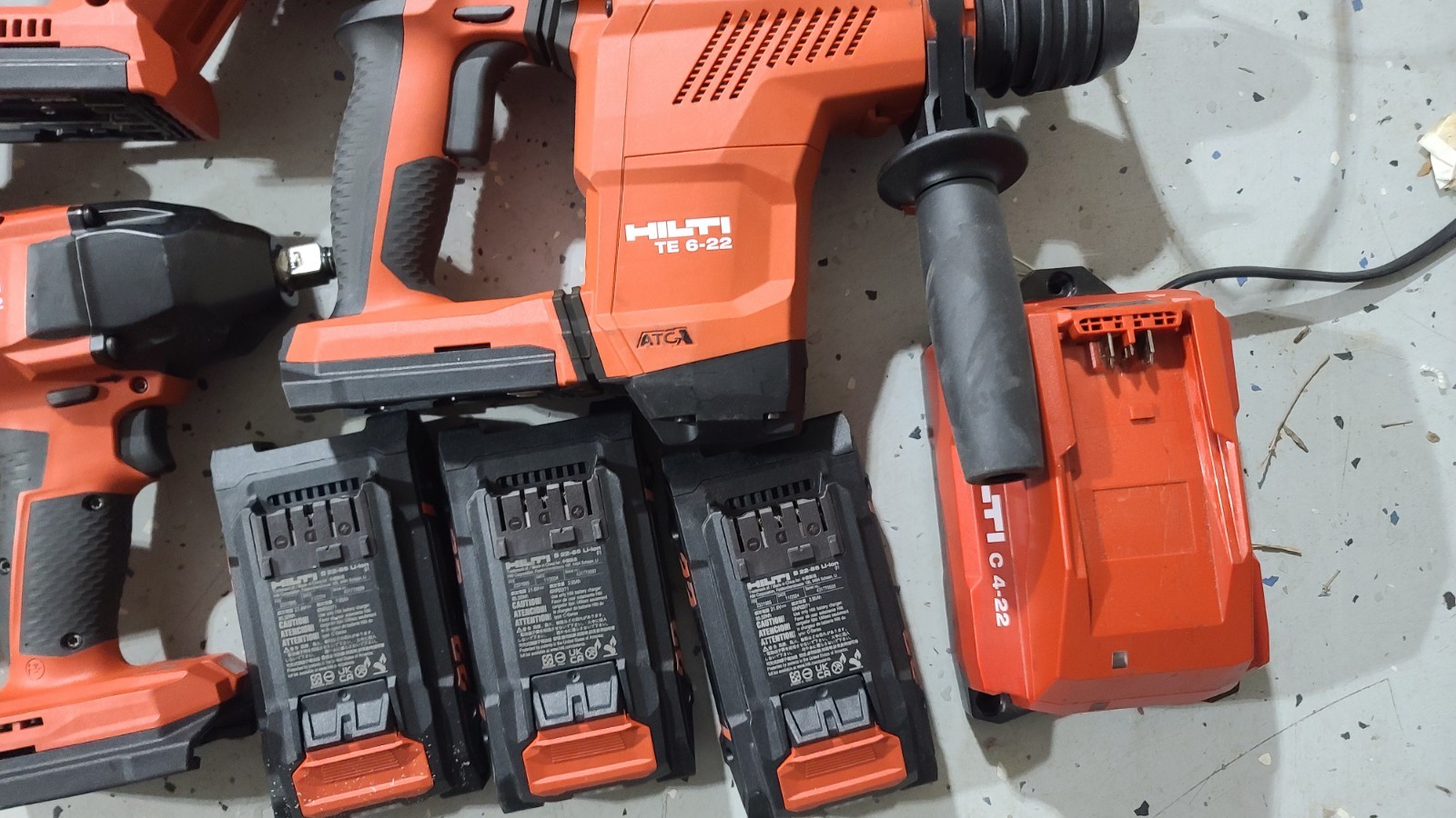 Hilti Lot TE SR SIW SID SF 6-22 CORDLESS HAMMER DRILL 3X Battery & CHARGER