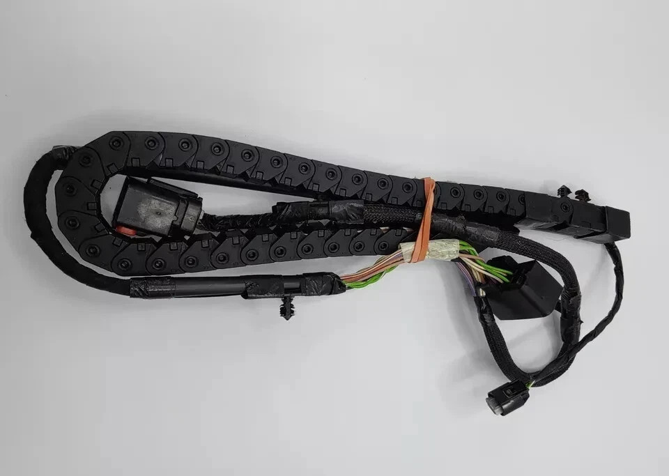 68078885AC OEM MOPAR 2012 Town & Country Sliding Door Left Wire Track TESTED