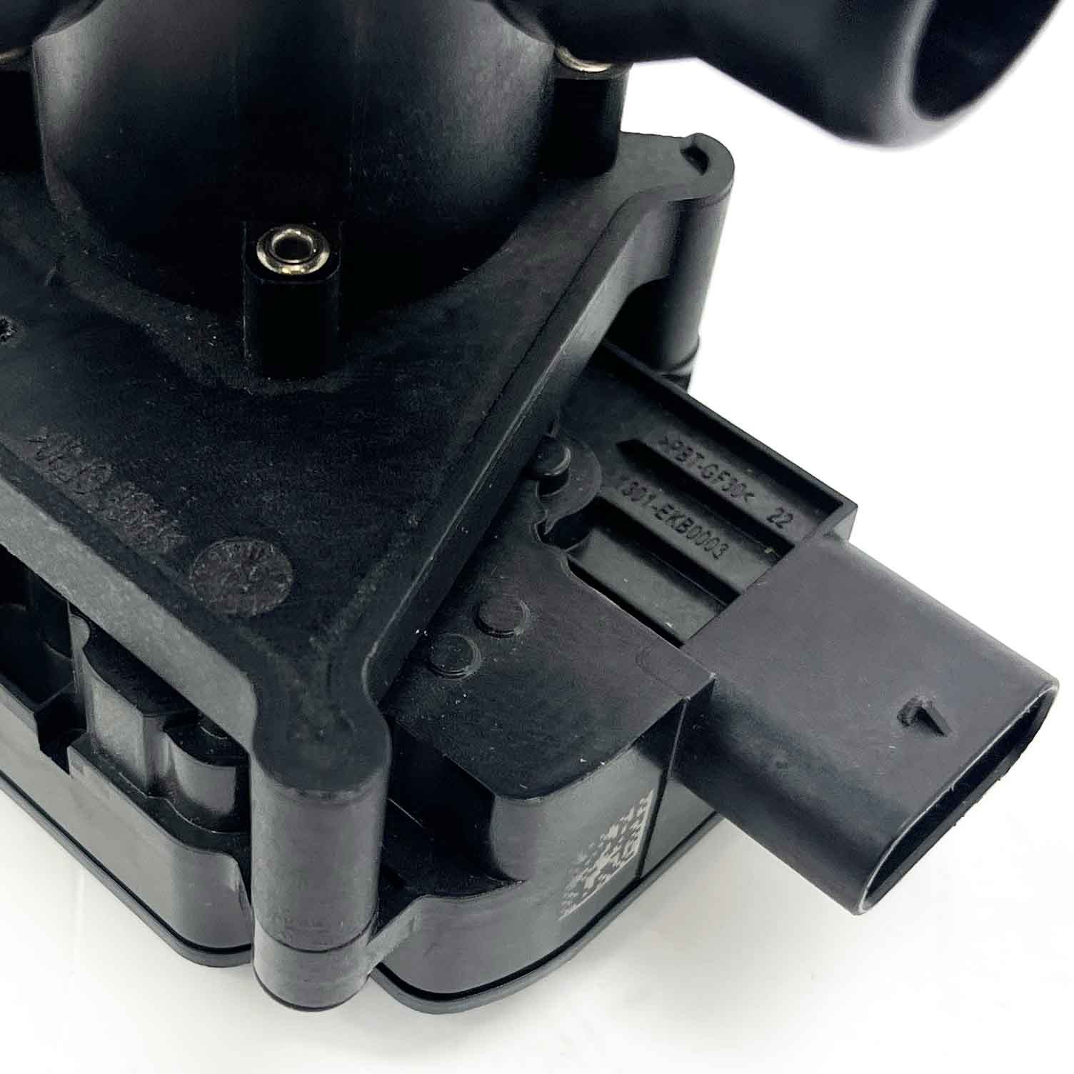 Cooling Water Change Over Valve for A0005003040 Mercedes-Benz GLC W205