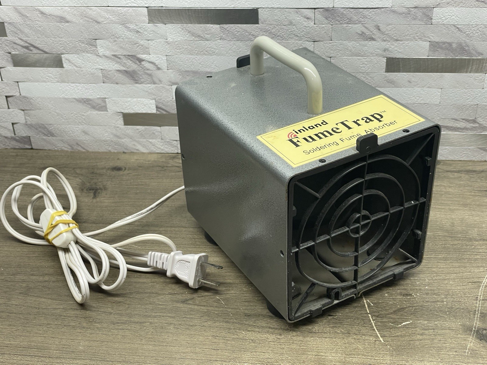 Inland Fume Trap 60010 FumeTrap Soldering Air Cleaner + Extra Charcoal Filter