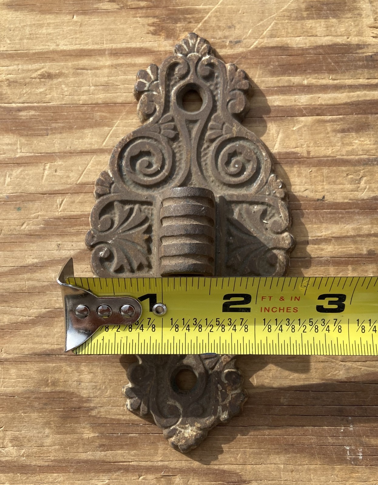 Antique Victorian Cast Iron Architectural Hardware Ornate Oil Lamp Wall Bracket
